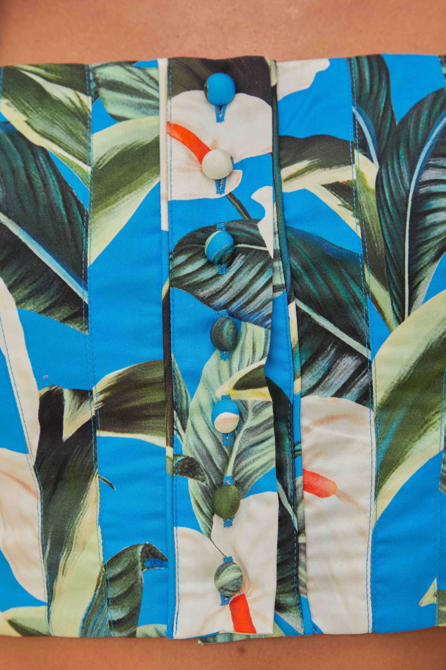 Haut court bleu en coton biologique Anthurium Garden