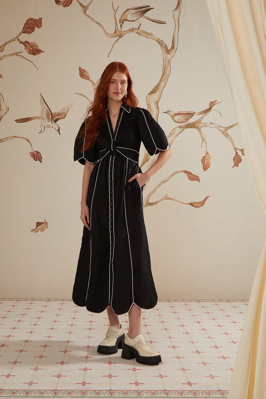 Black And White Short Sleeve Midi Dress FARM Rio Black And White Short Sleeve Midi Dress FARM Rio