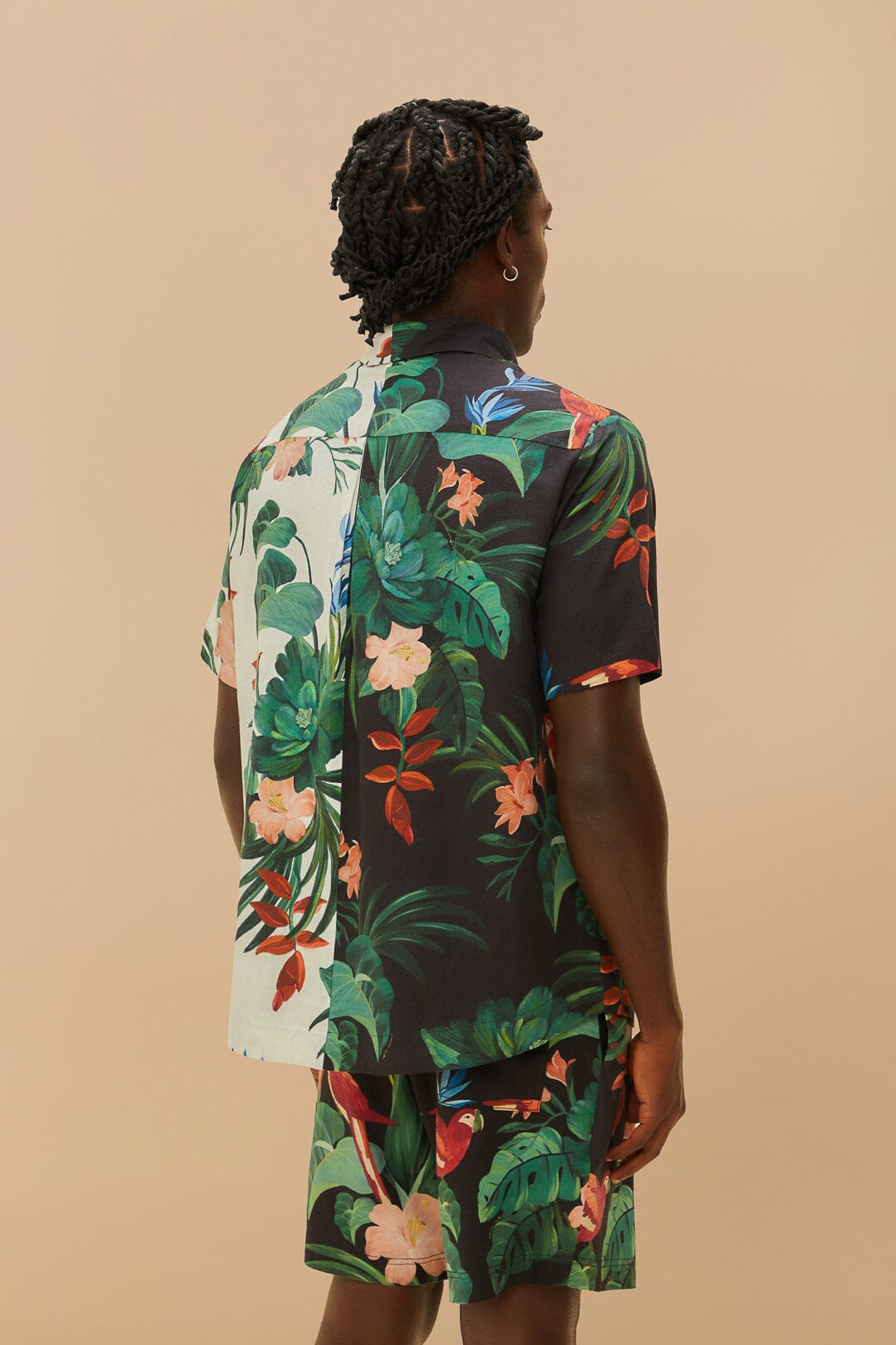 Short Fiesta en LENZING™ ECOVERO™ Euroflax™ noir de minuit Macaw