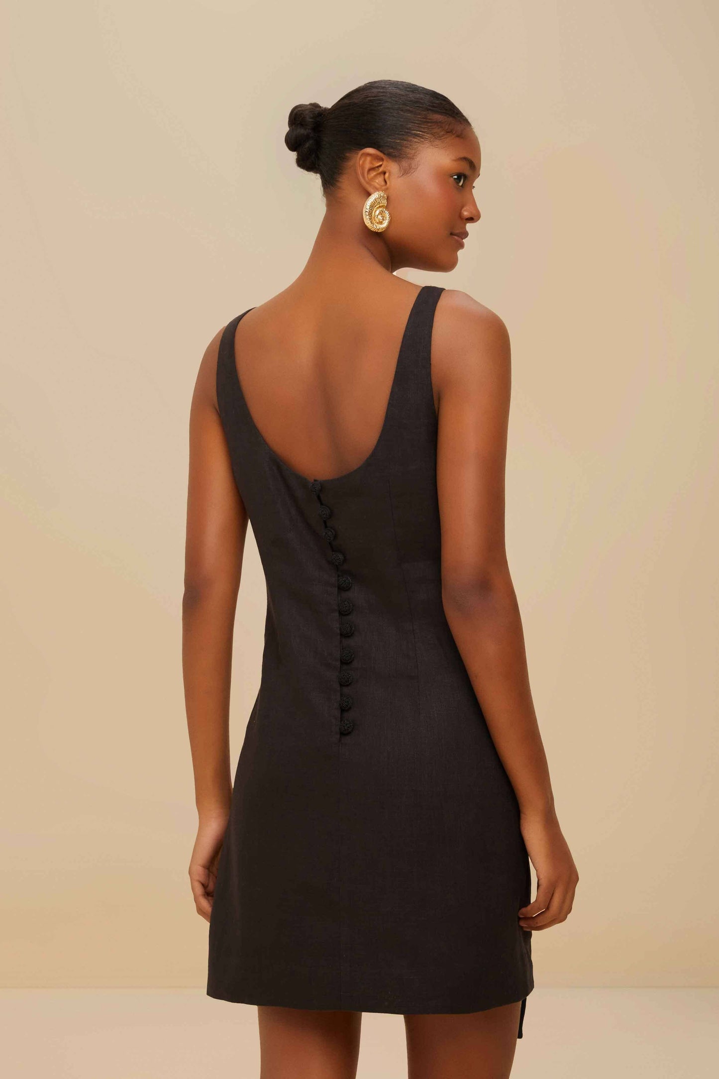 Black Sleeveless Euroflax™ Premium Linen Mini Dress