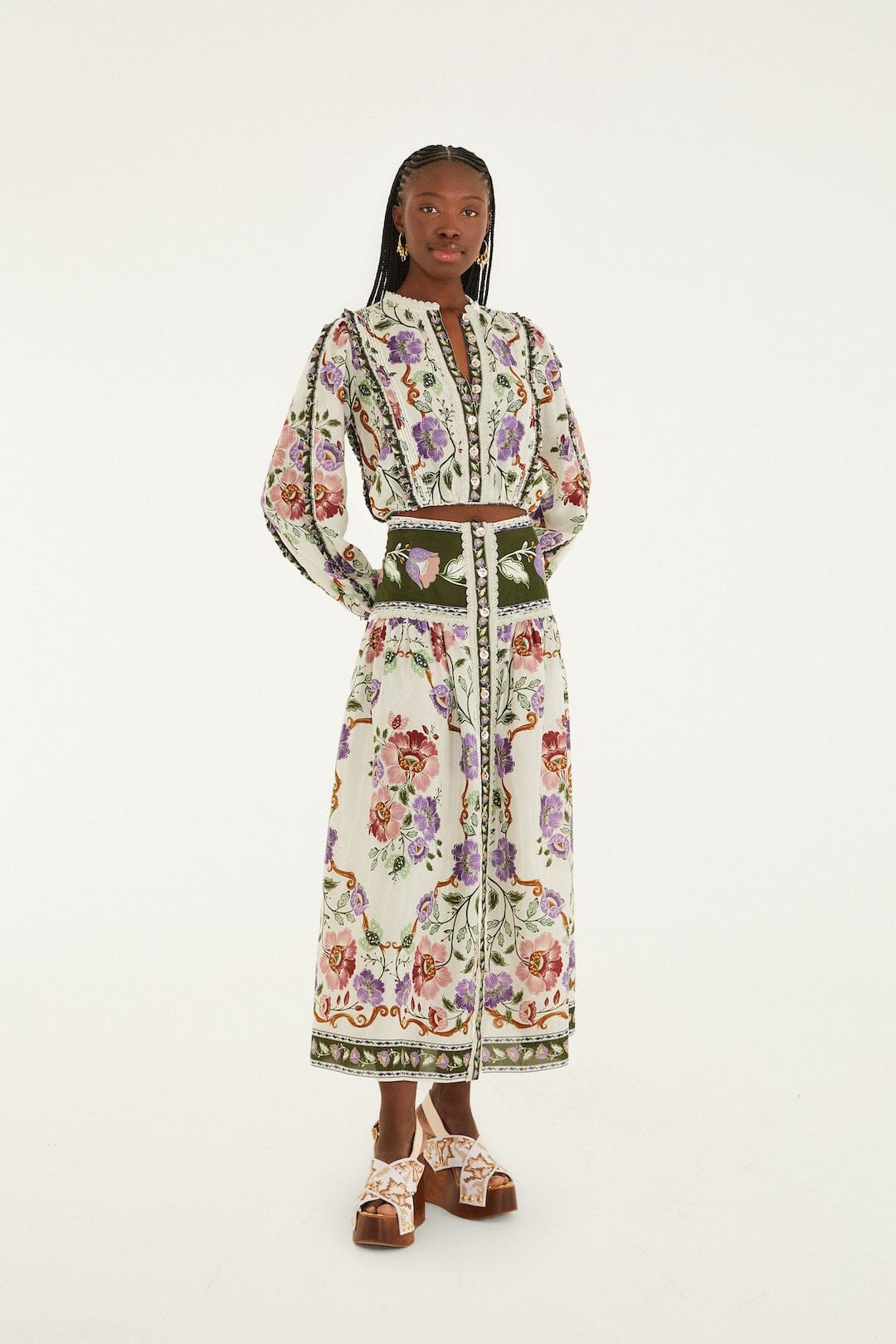 Cream Rococo Flowers Lace Long Sleeve Blouse