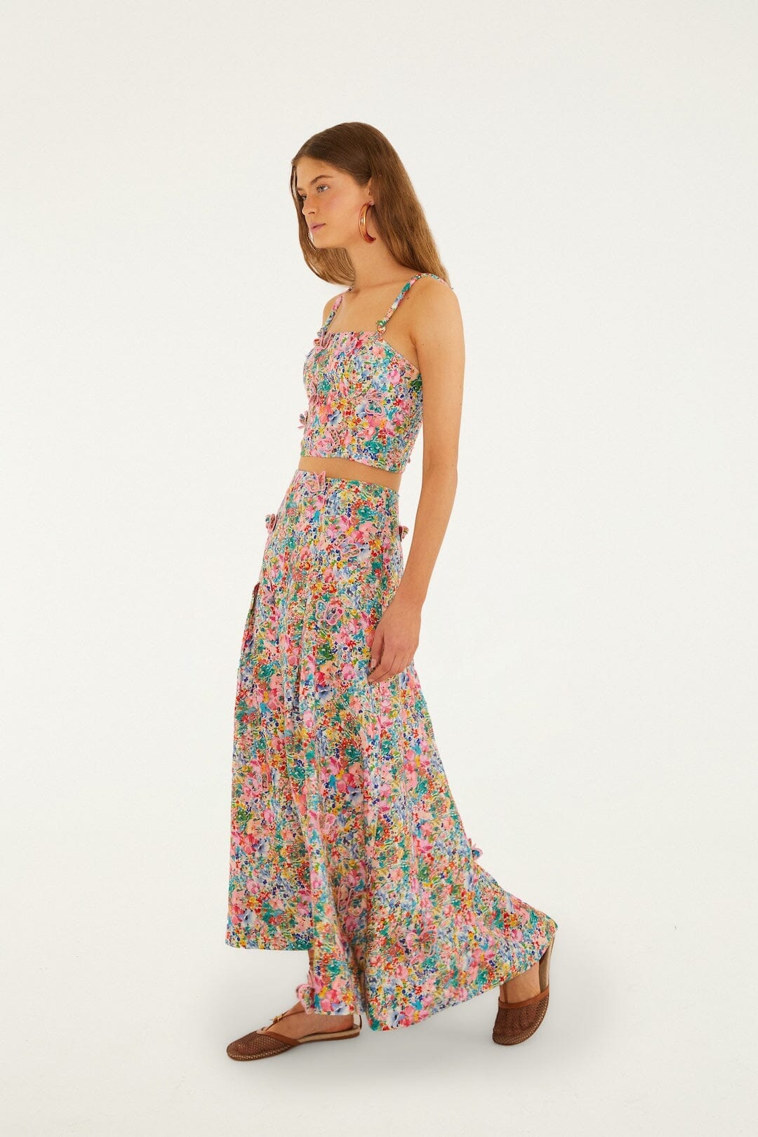 BAUERN-BLUMEN-CHITE-SCHMETTERLINGE-TOP