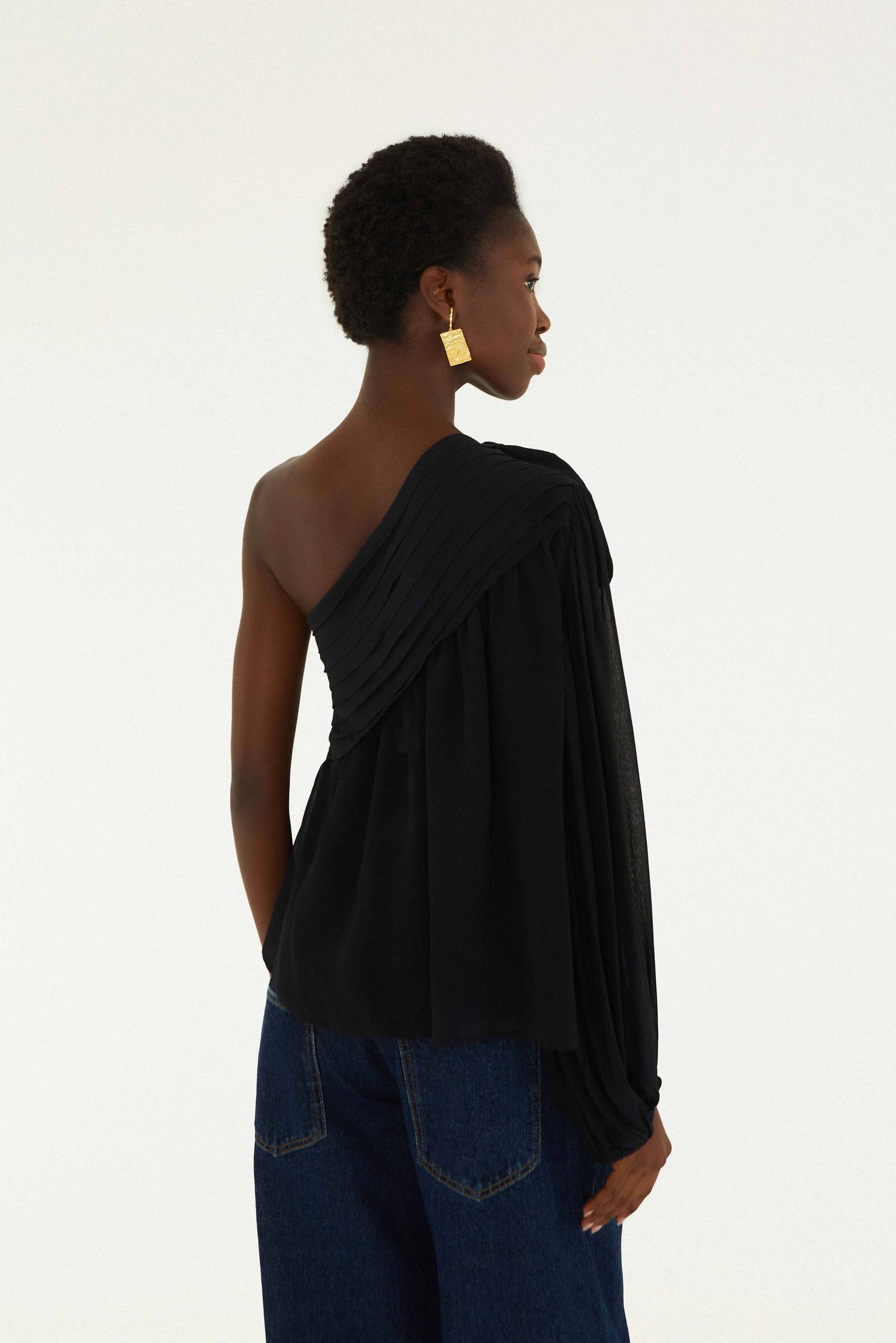 Schwarze Rose One-Shoulder-Bluse