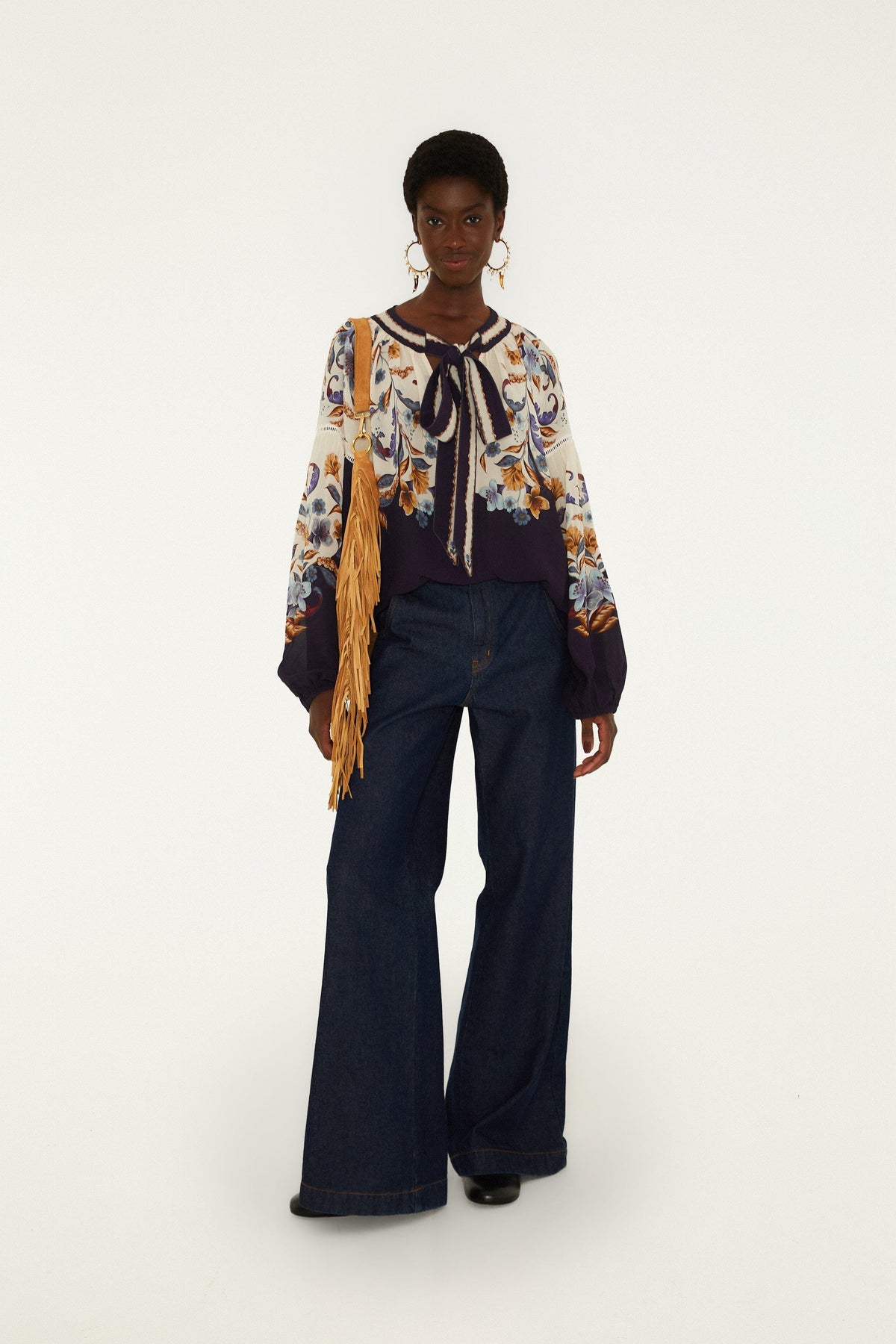 Blusa de manga larga con lazos Golden Nature