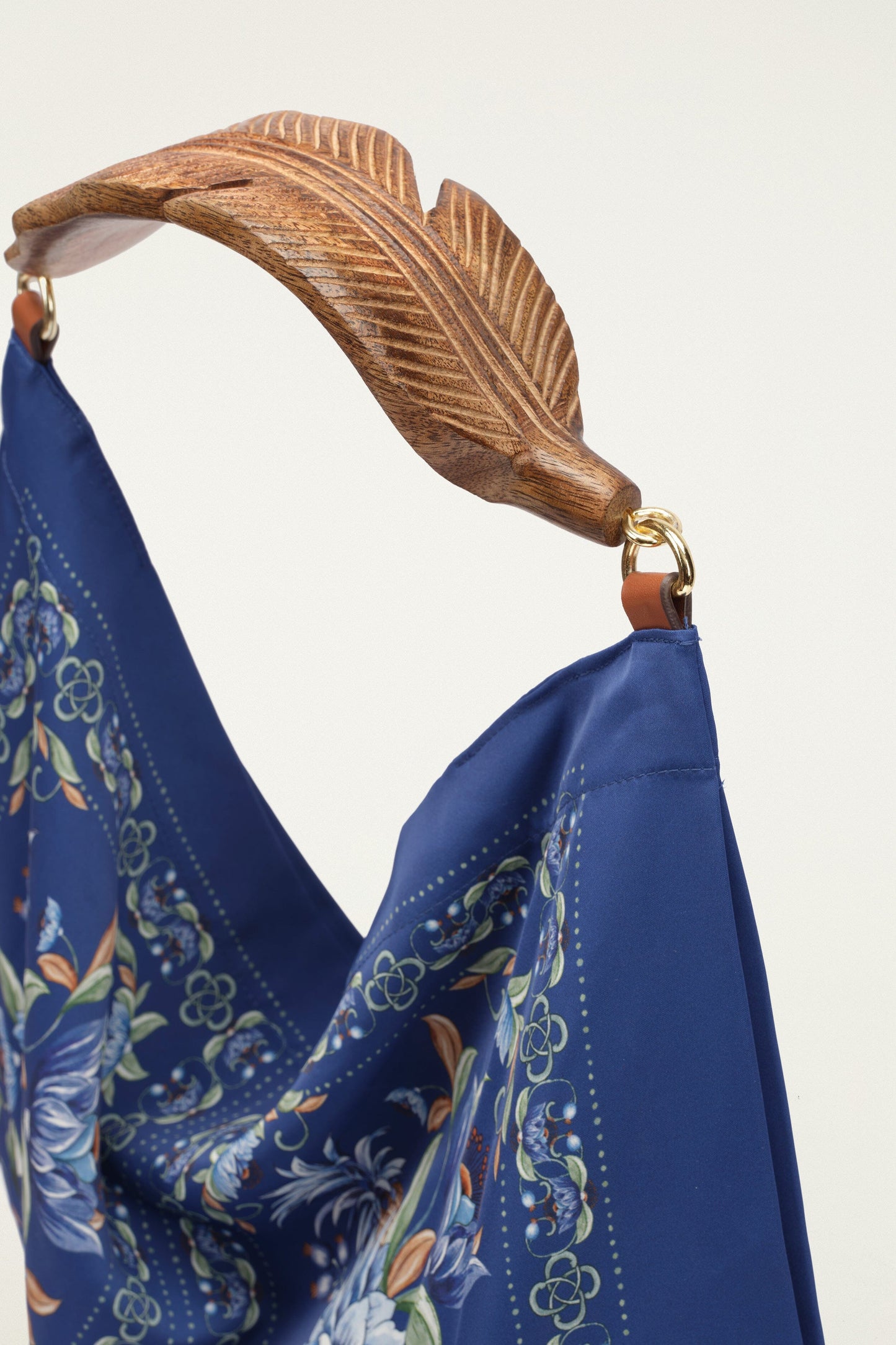 FARM Rio model wearing the Blue Flowers Satin Small Scarf Bag