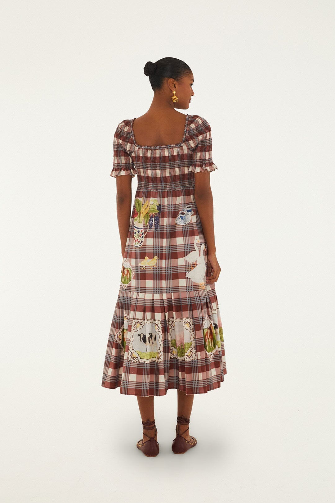Vestido largo fruncido de tartán Country Table marrón