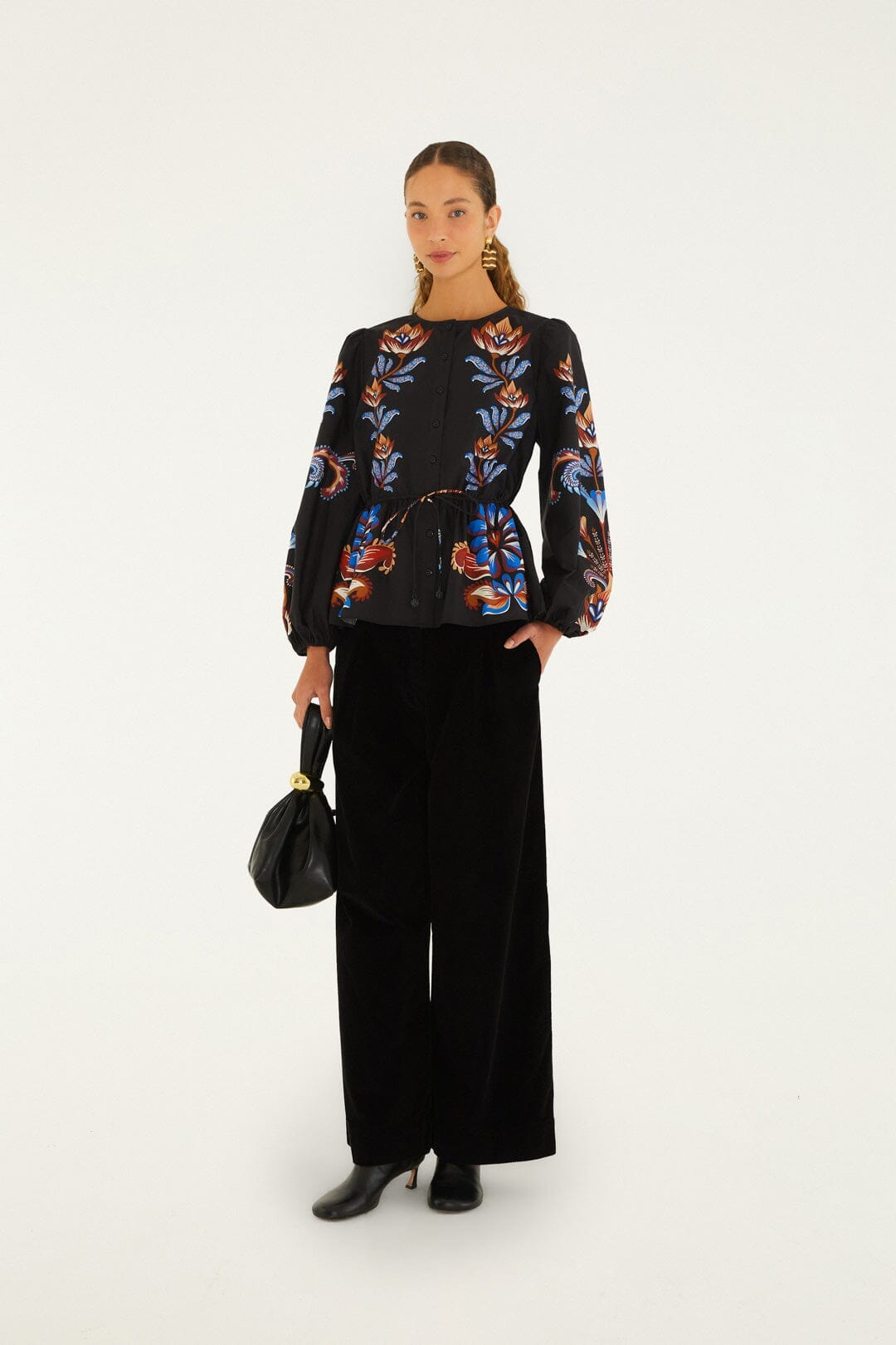 Pantalon en velours côtelé coupe large et ajustée