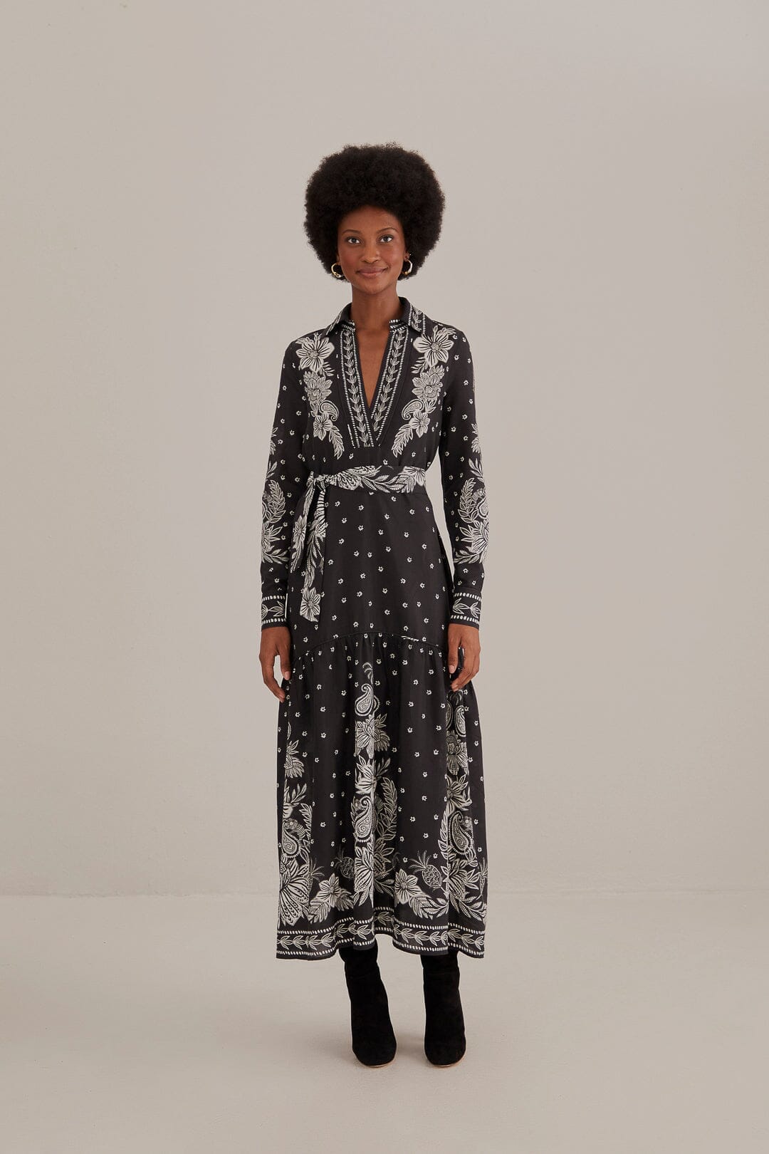 Black Paisley Bloom Maxi Dress FARM Rio Black Paisley Bloom Maxi Dress FARM Rio