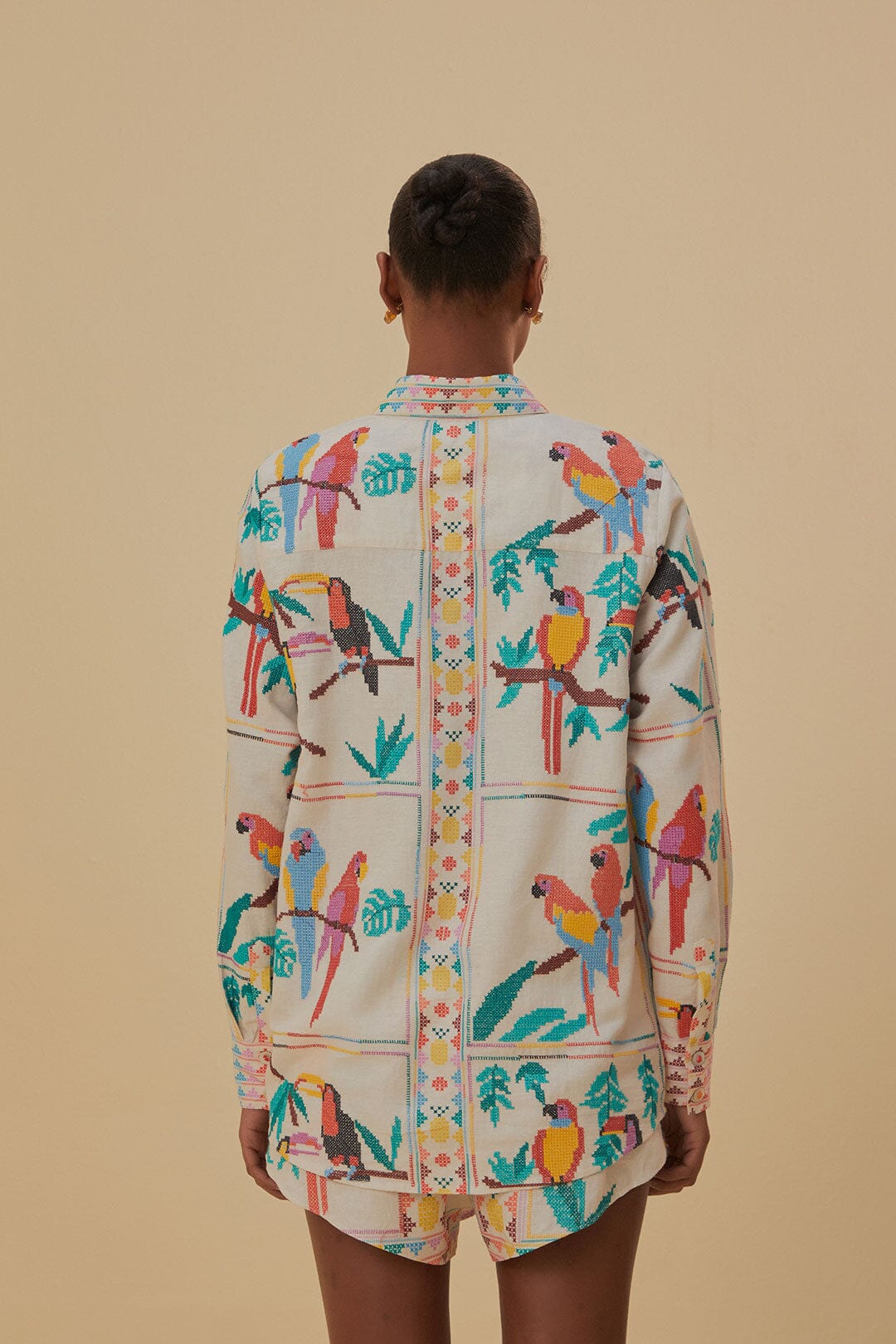 Chemise à manches longues à coutures tropicales