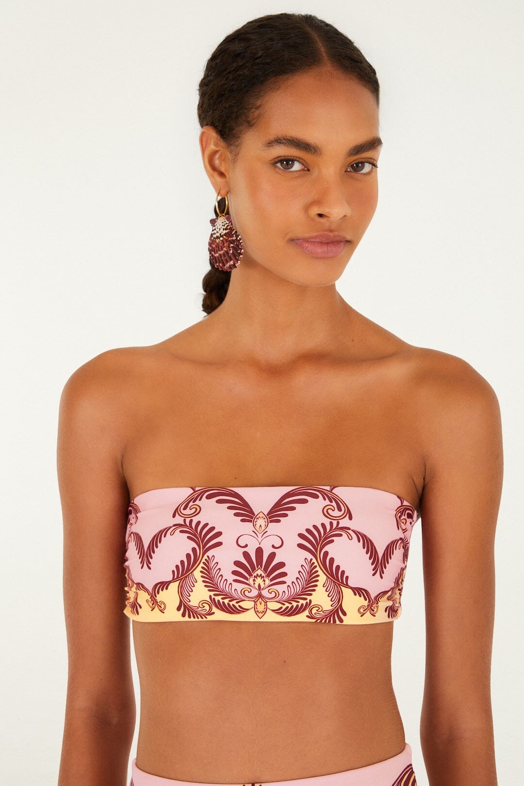 Haut de bikini bandeau jaune pâle à motifs arabesques