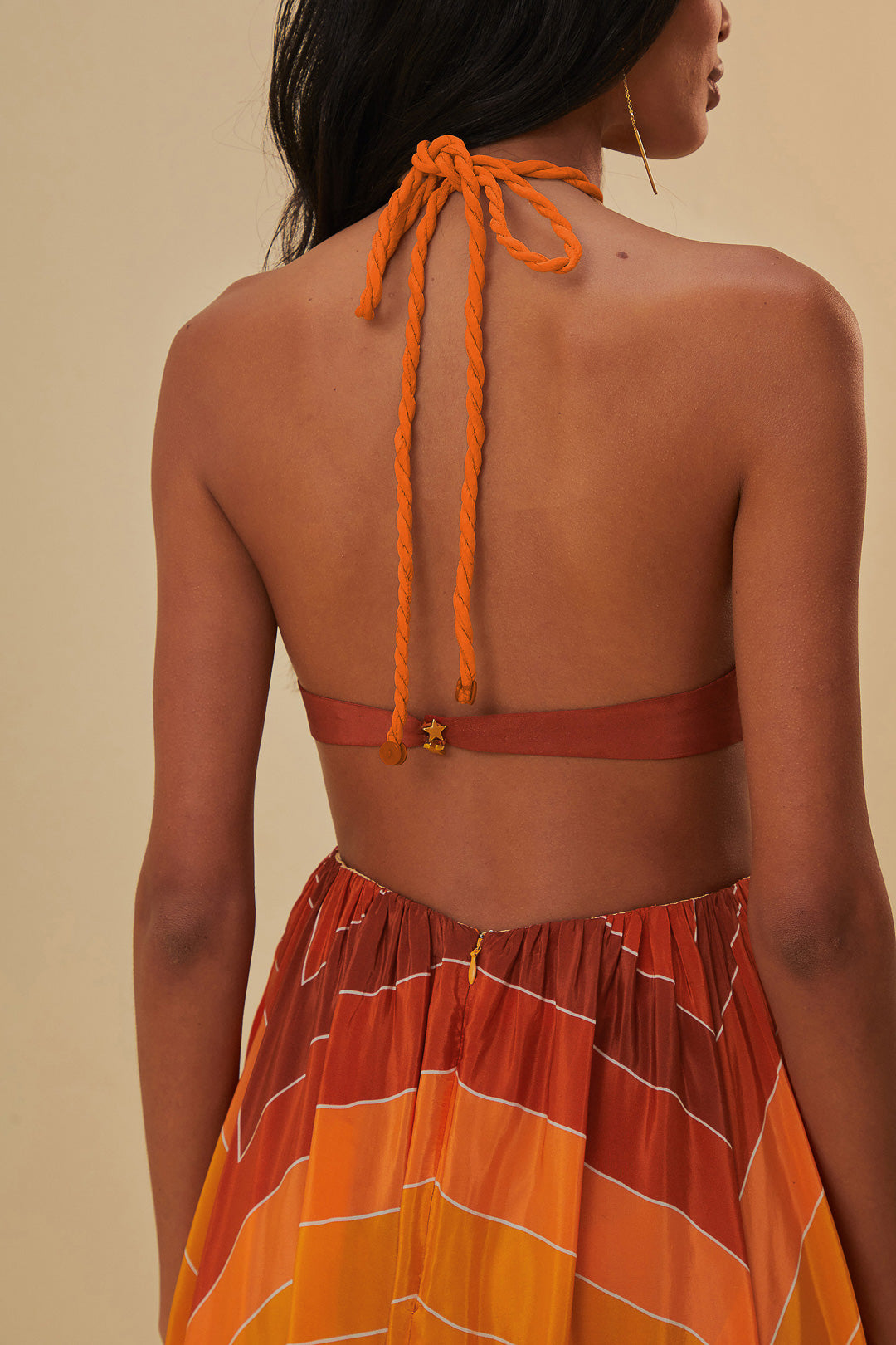 Robe longue orange à rayures dégradées