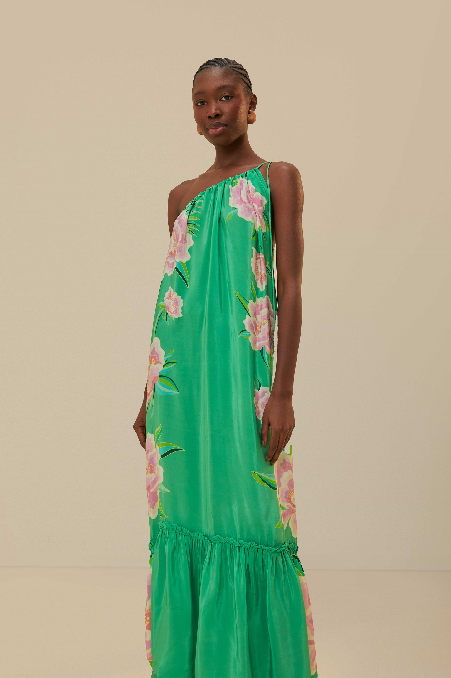 Robe longue vibrante à fleurs verte