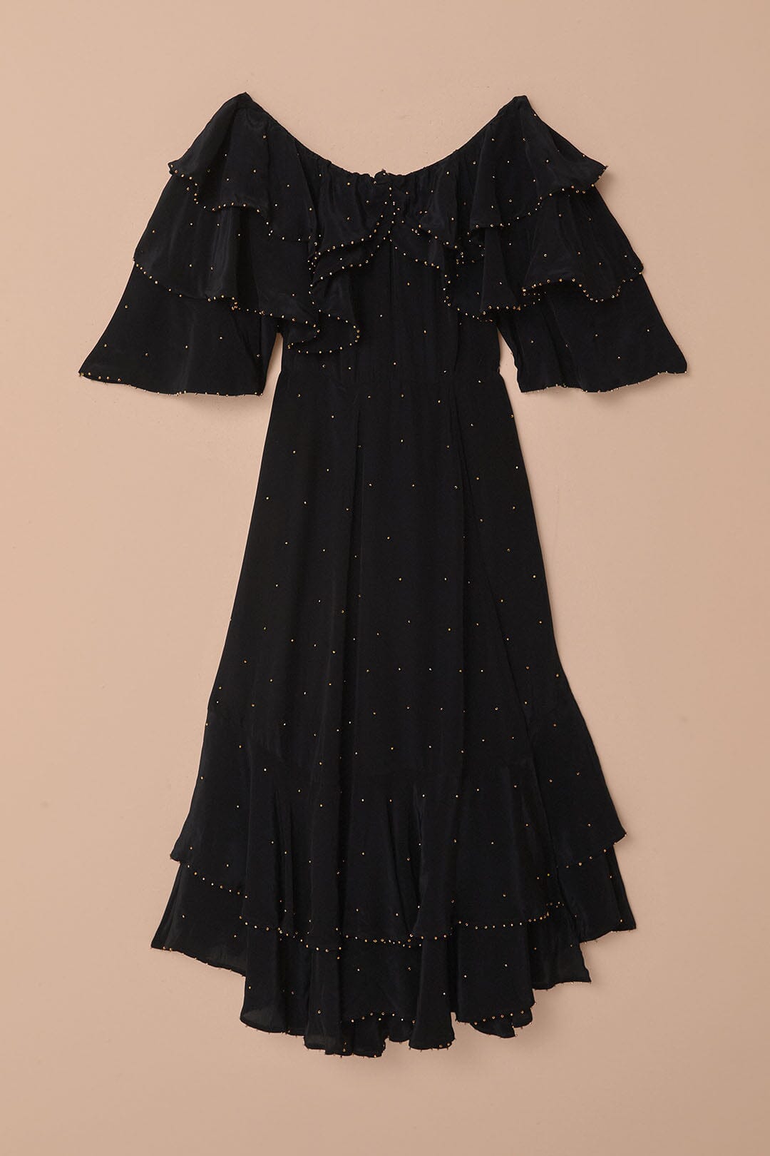 Robe longue noire à épaules dénudées