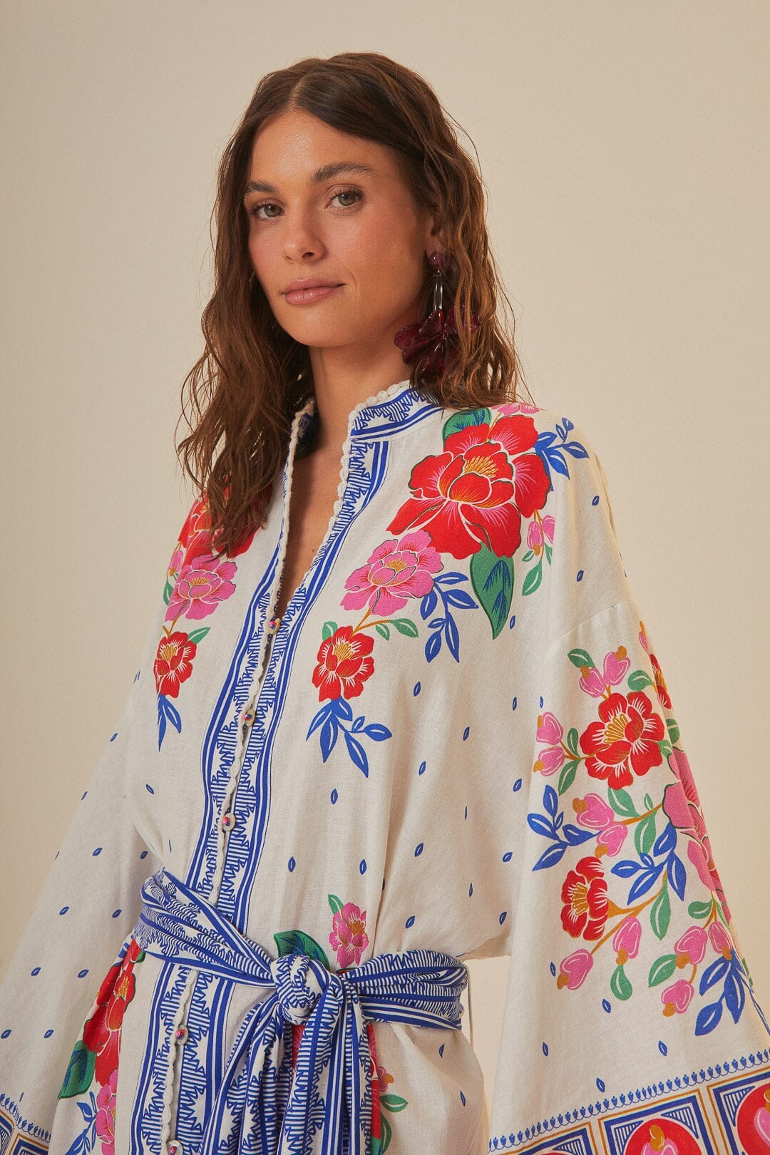 Off-White Flowers Beach Midi Dress FARM Rio Off-White Flowers Beach Midi Dress FARM Rio
