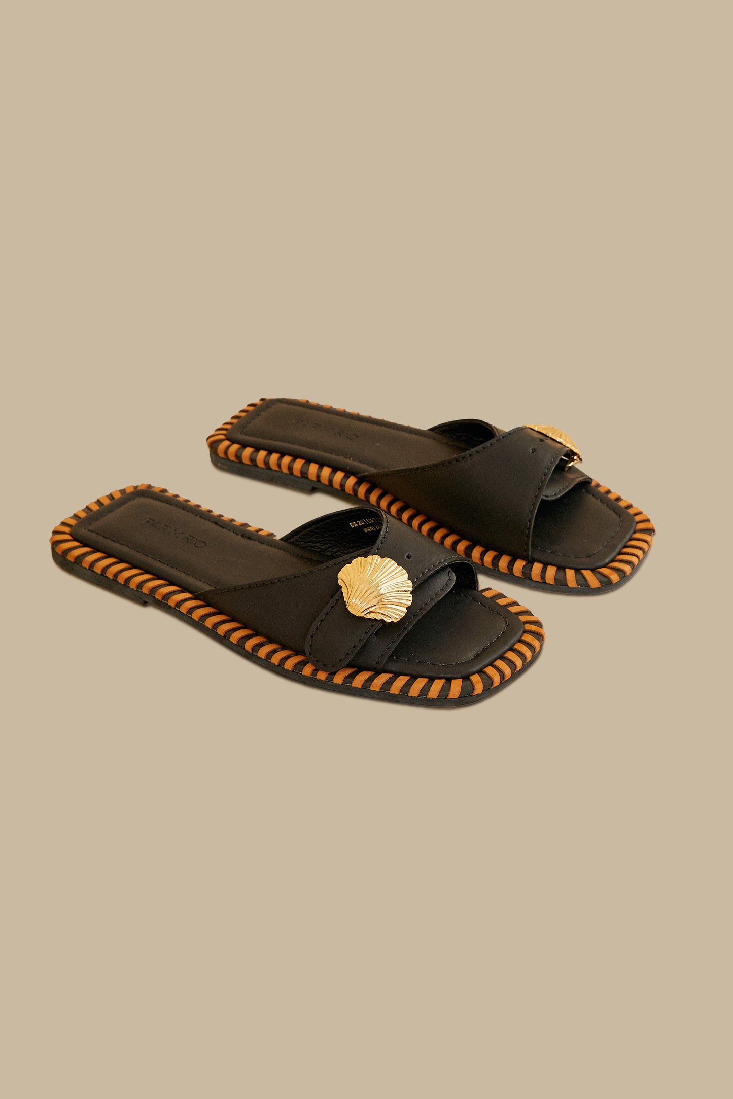 Pantoufle sandale noire