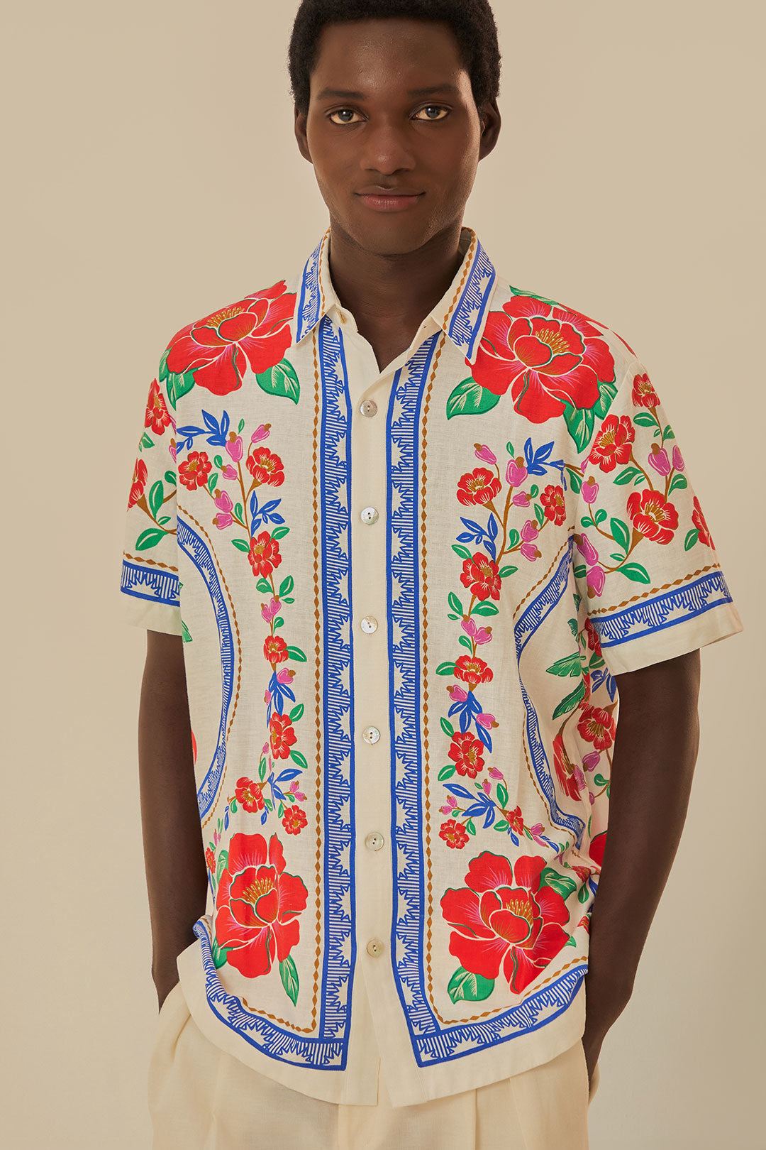 Chemise unisexe de plage de fleurs