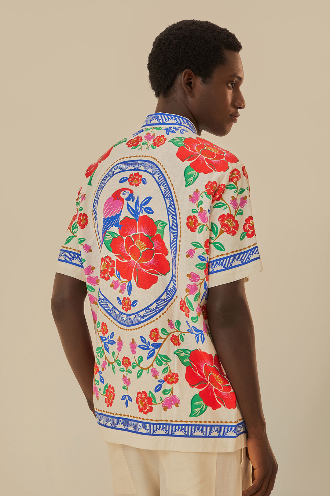 Chemise unisexe de plage de fleurs