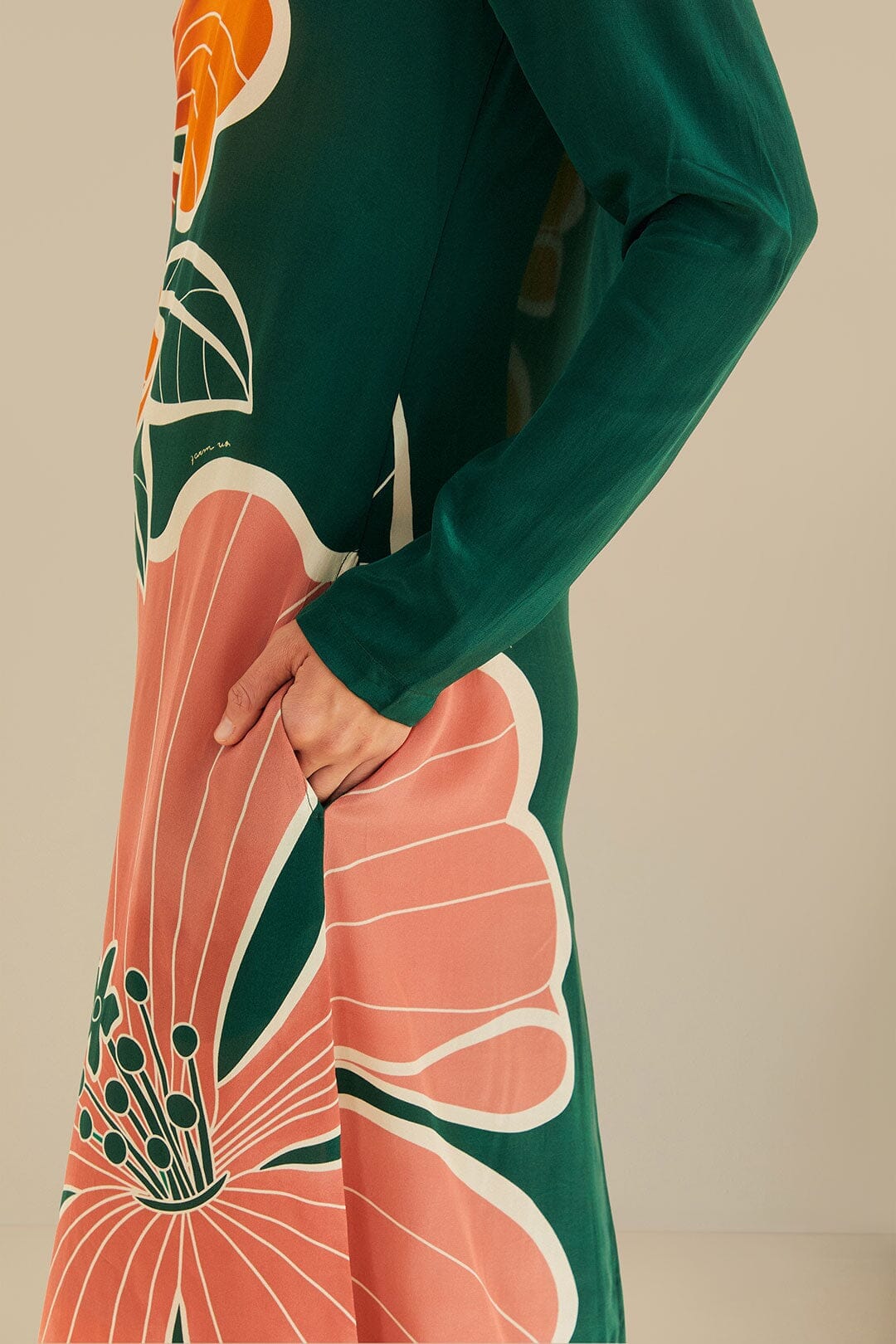 Green Honolulu Flowers Long Sleeve Maxi Dress FARM Rio Green Honolulu Flowers Long Sleeve Maxi Dress FARM Rio