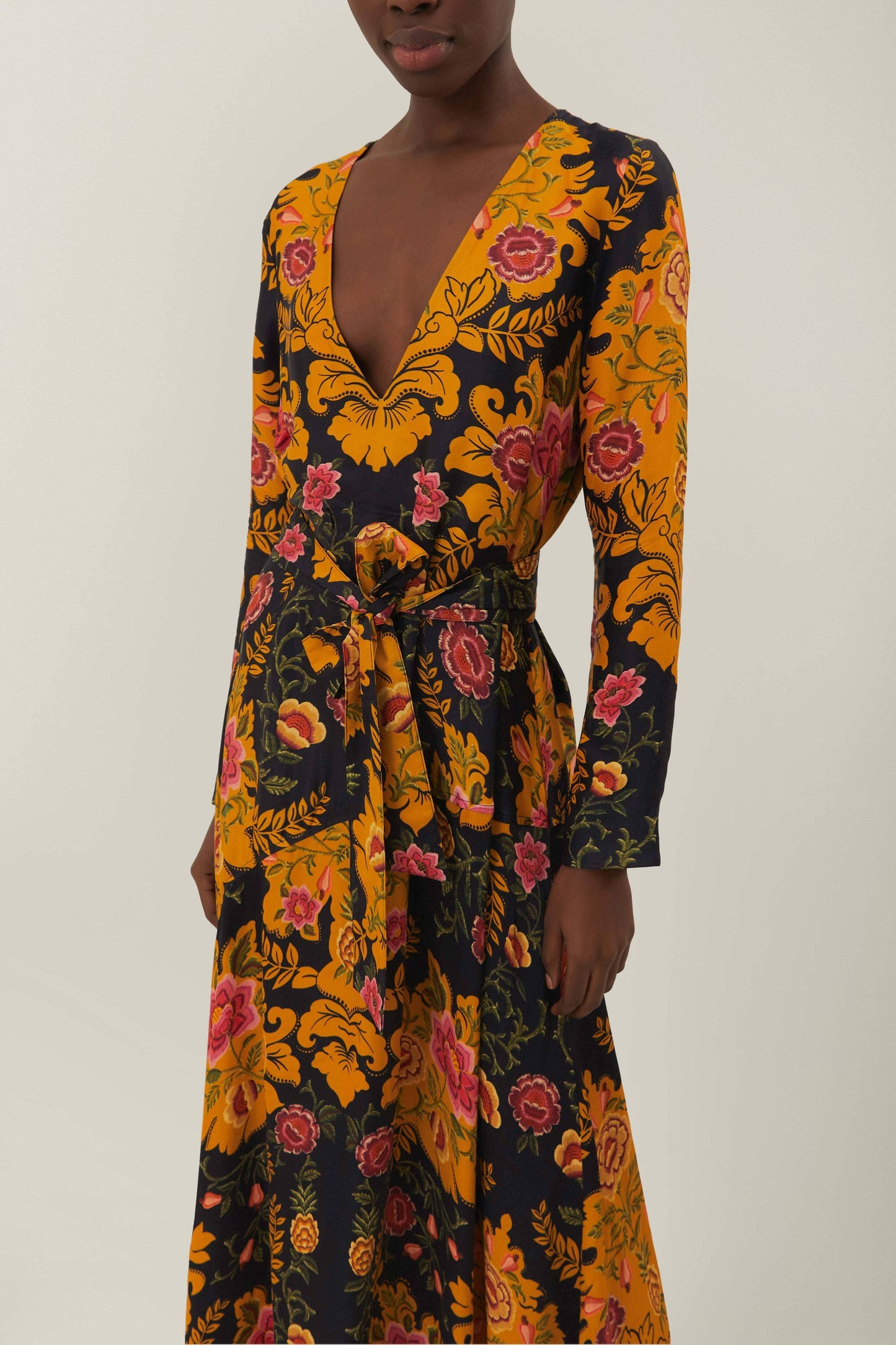 black arabesque floral pleated midi dress FARM RIO Arabesque Floral Pleated Midi Dress Women's Size S Black