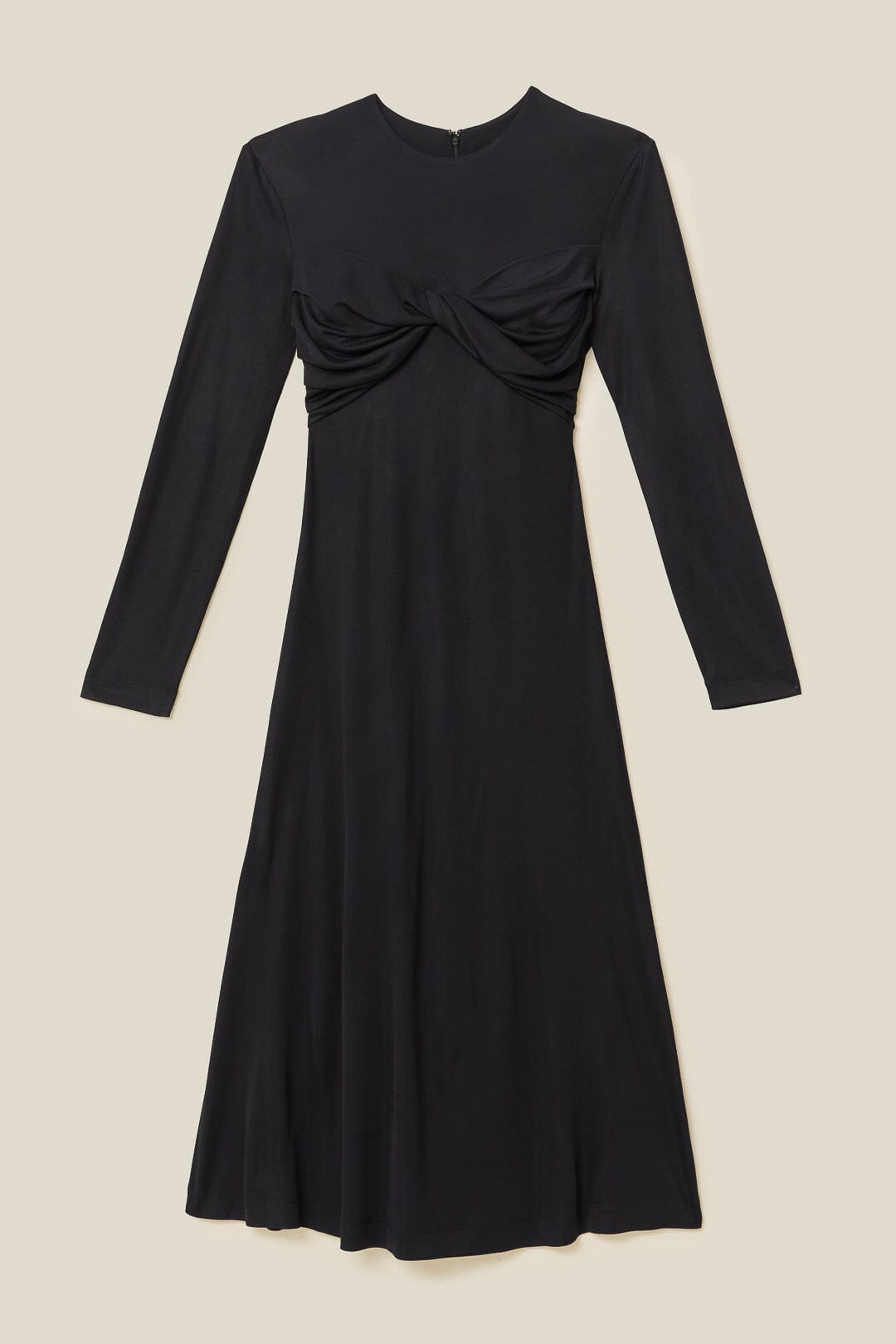 Robe mi-longue noire à bonnets torsadés