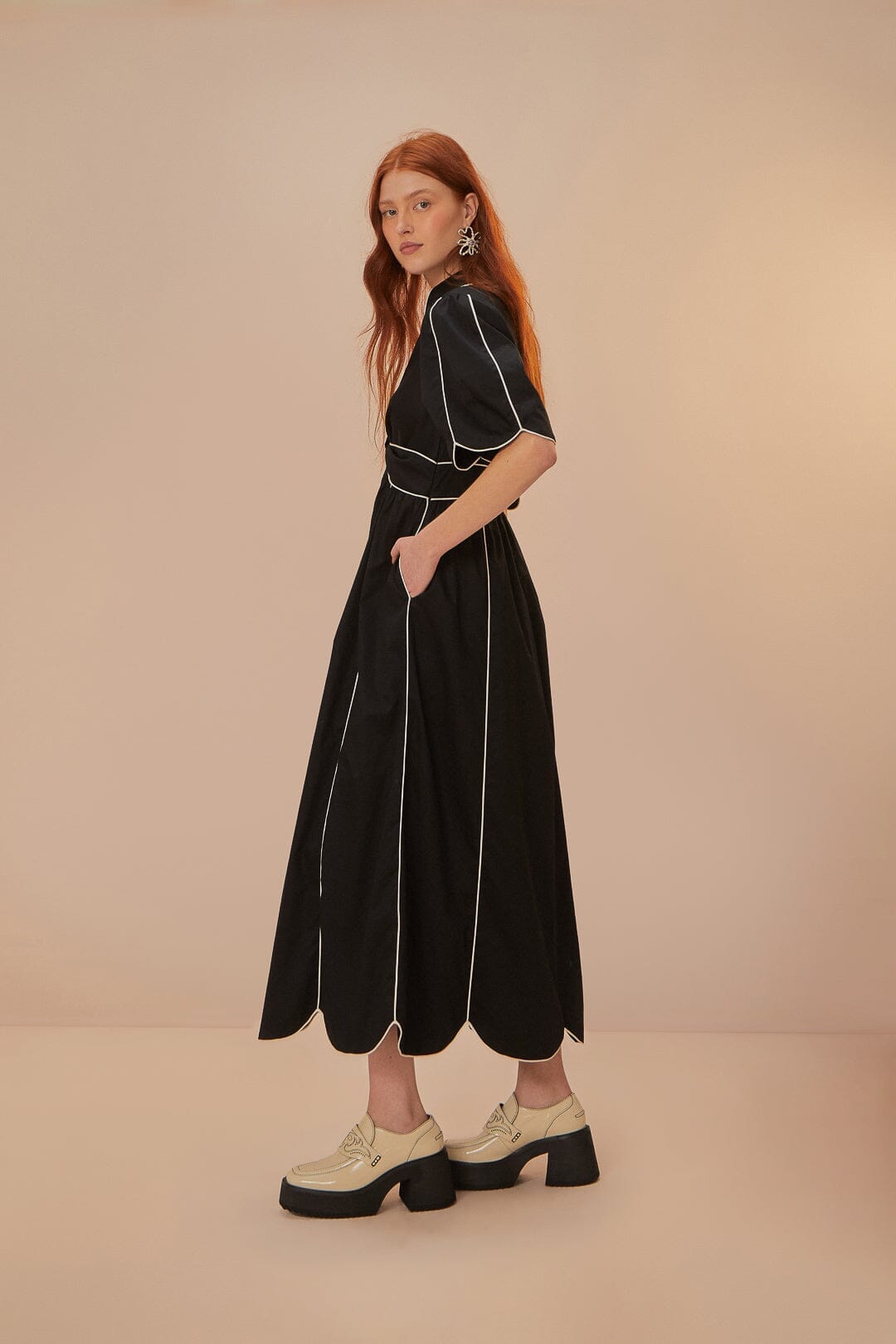 Black And White Short Sleeve Midi Dress FARM Rio Black And White Short Sleeve Midi Dress FARM Rio