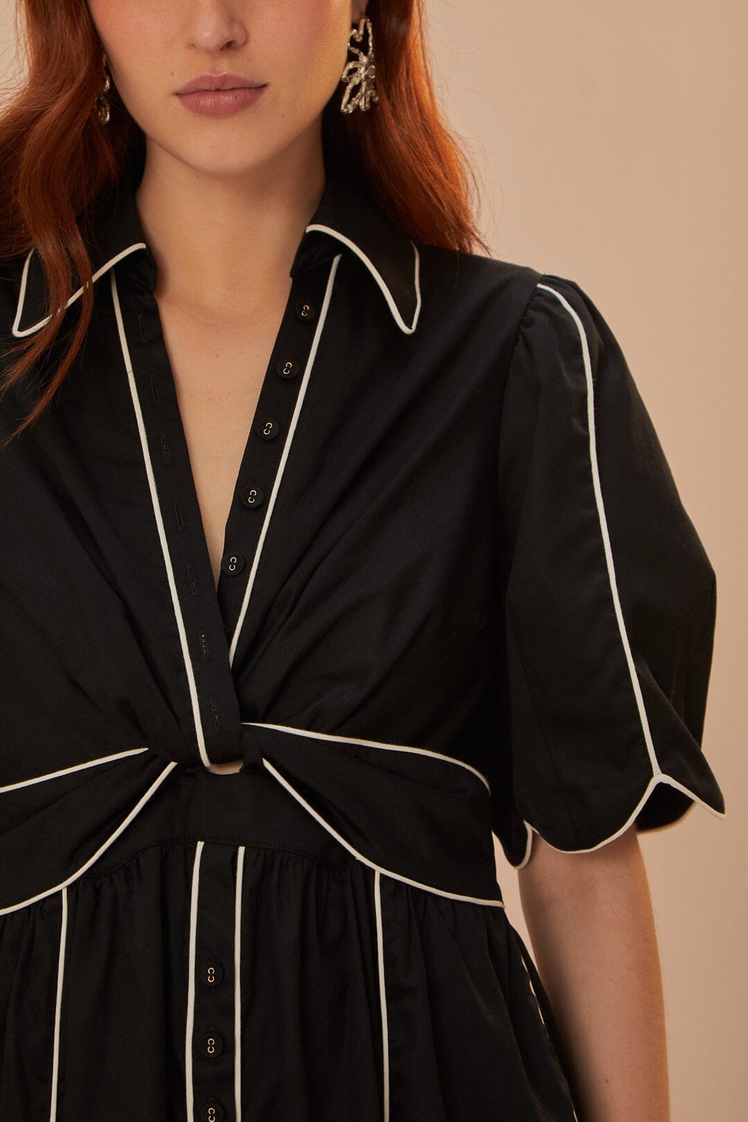 Black And White Short Sleeve Midi Dress FARM Rio Black And White Short Sleeve Midi Dress FARM Rio