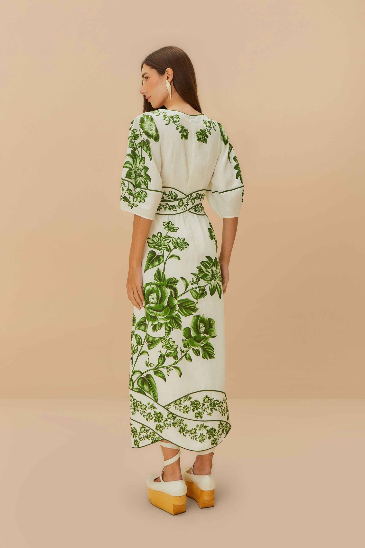 Off-White Green Floral Cascade LENZING ECOVERO Euroflax Midi Dress FARM Rio Off-White Green Floral Cascade LENZING ECOVERO Euroflax Midi Dress FARM Rio
