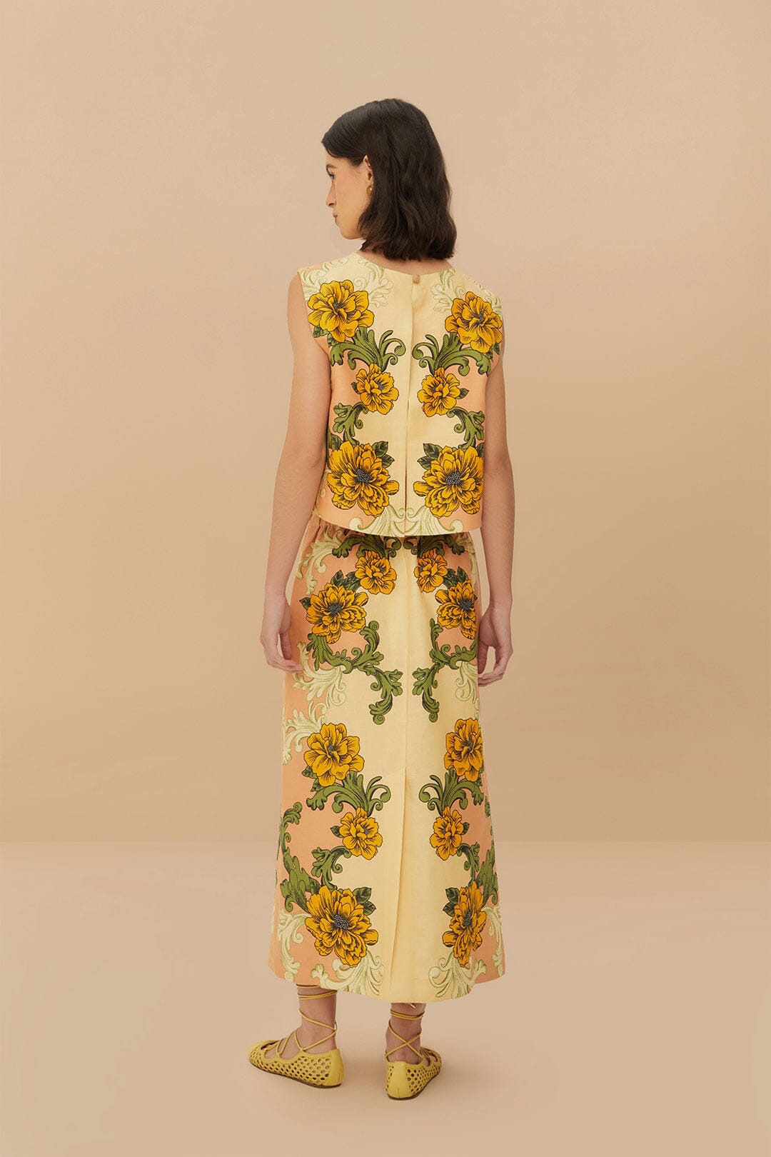 Pink Delicate Flower Arabesques Midi Skirt FARM Rio Pink Delicate Flower Arabesques Midi Skirt FARM Rio