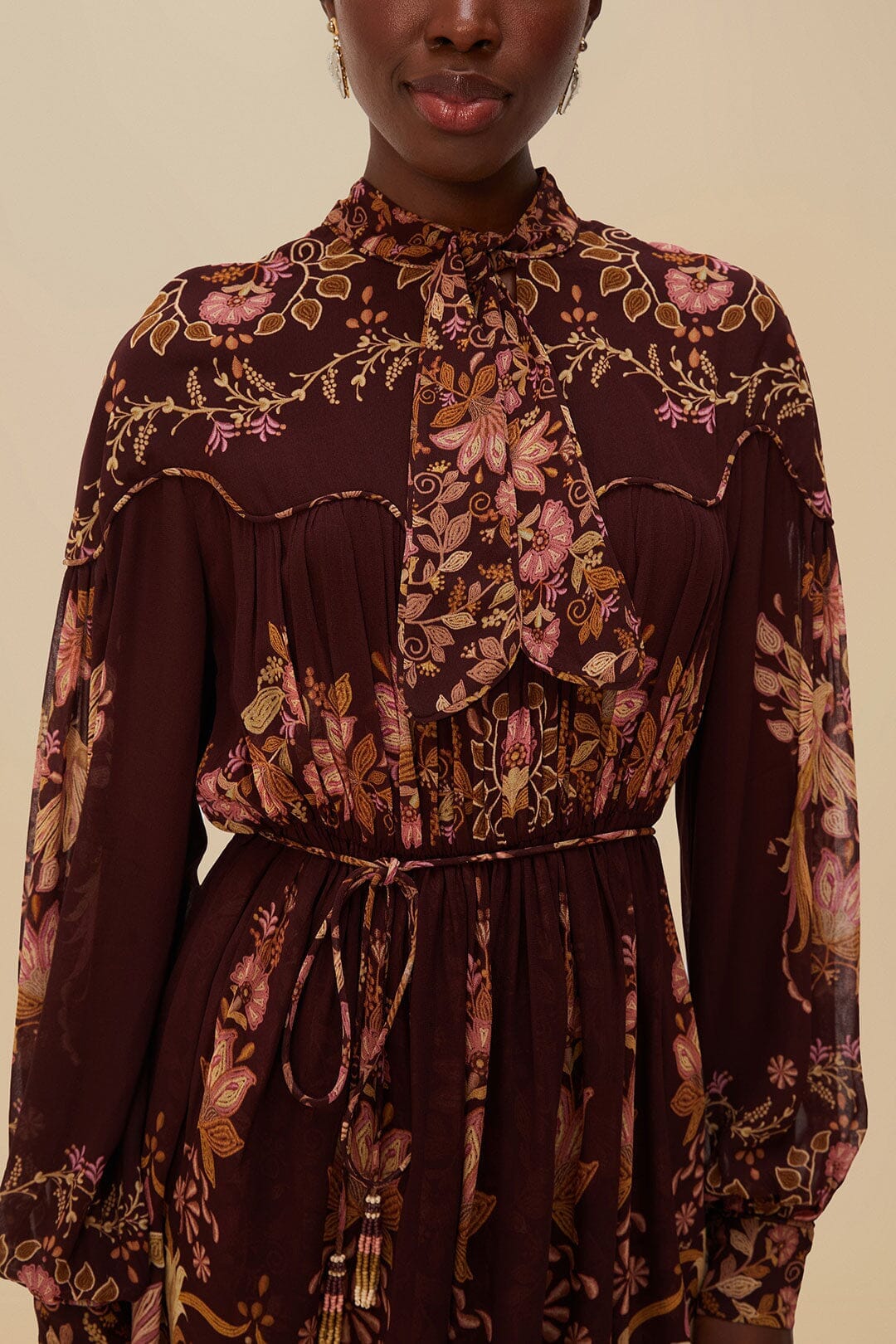 ROBE MINI BELLA BORDEAUX À ENCOLURE NOUÉE