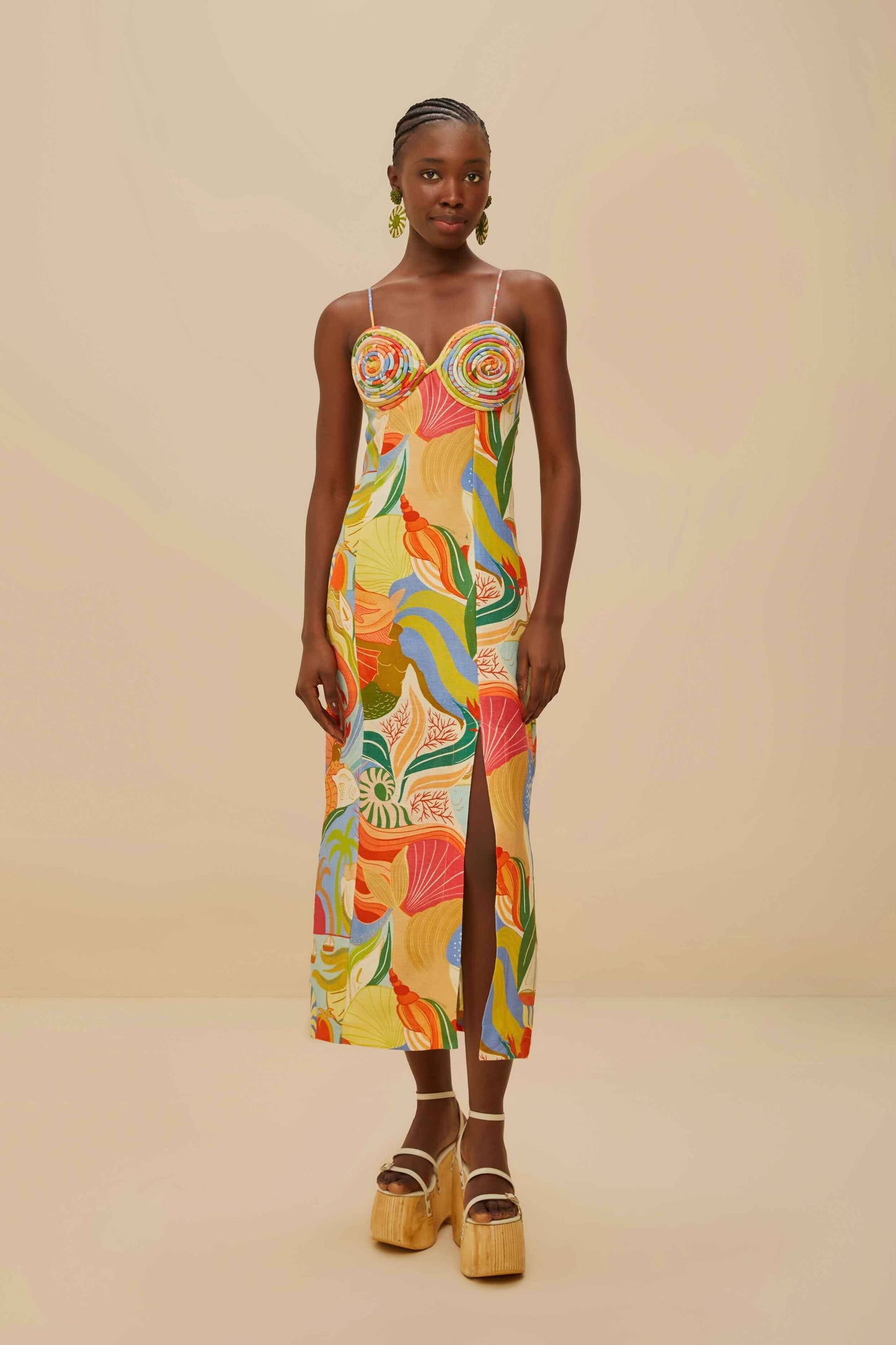 ROBE MIDI À BONNETS TORSADÉS MULTICOLORE AVEC VUE SUR L'OCÉAN