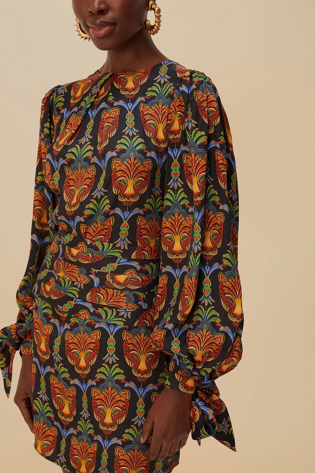 Robe courte en viscose LENZING™ ECOVERO™ Black Boho Panther