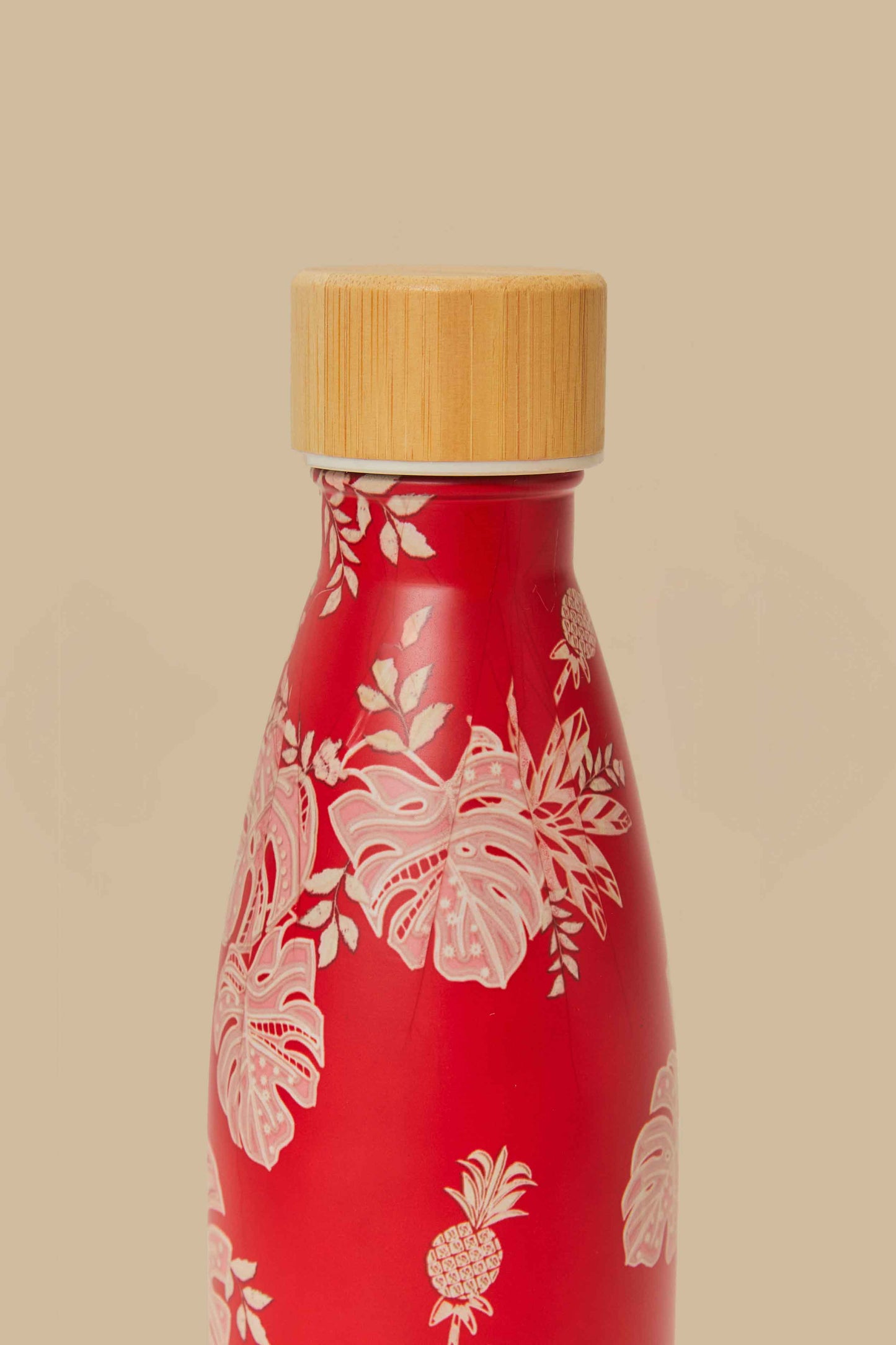 Red Leaf Stay Fresh Bottle