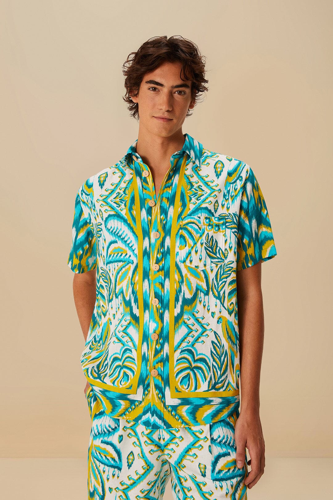 Chemise LENZING™ ECOVERO™ Euroflax™ à motif tapisserie tropicale sable