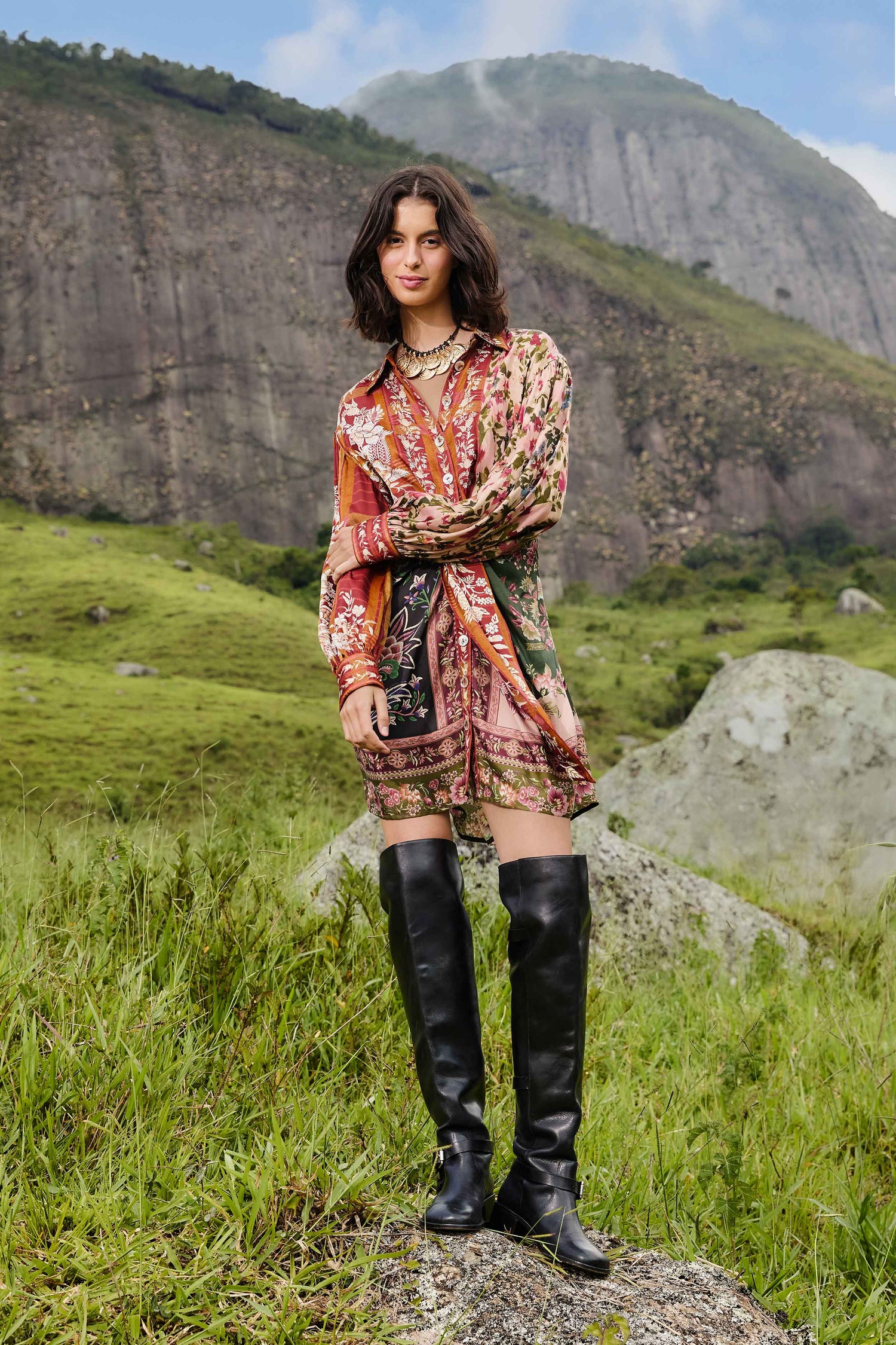 Mixed Winter Garden Lenzing Ecovero Viscose Mini Dress | FARM Rio Mixed Winter Garden Lenzing Ecovero Viscose Mini Dress | FARM Rio