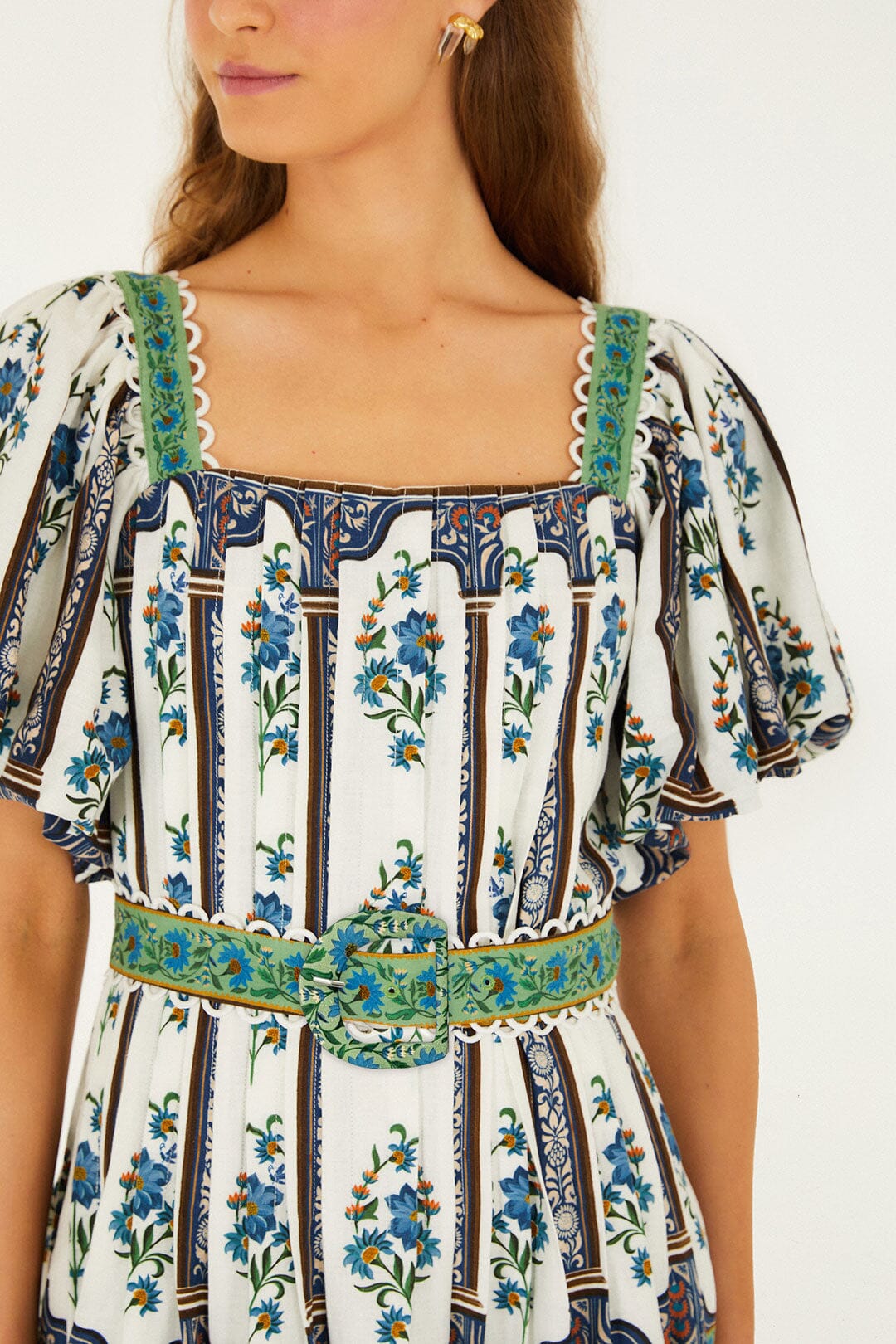 MANOELA OFF-WHITE KURZES ÄRMELIGES MINIKLEID MIT GÜRTEL