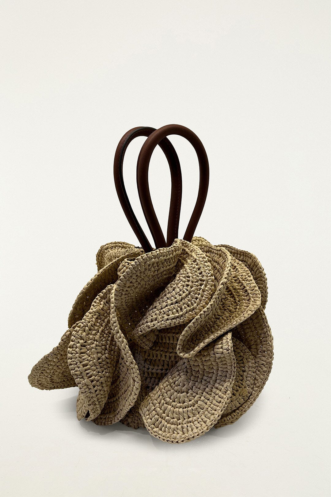 Beige Bastblumentasche