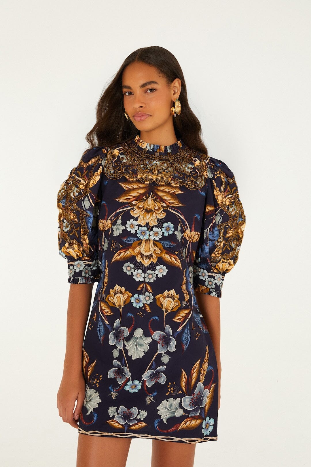 Robe mini dorée à manches courtes Golden Nature