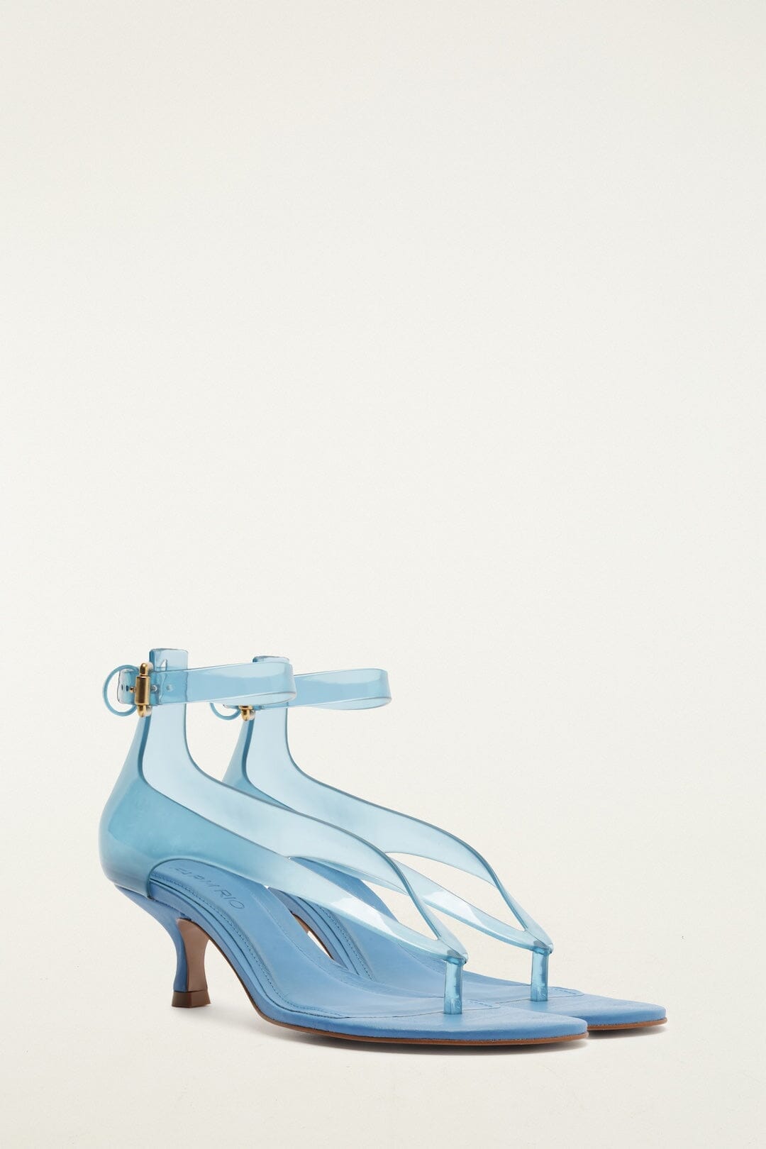 Sandales à talon bleu gelée