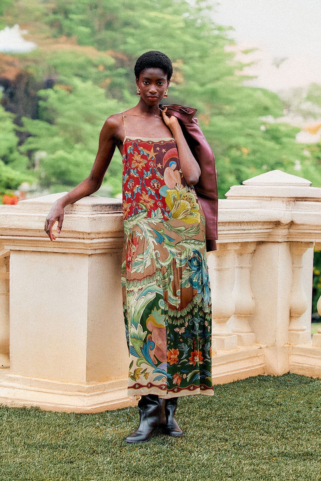 Vestido maxi boho lunar com alças de missangas