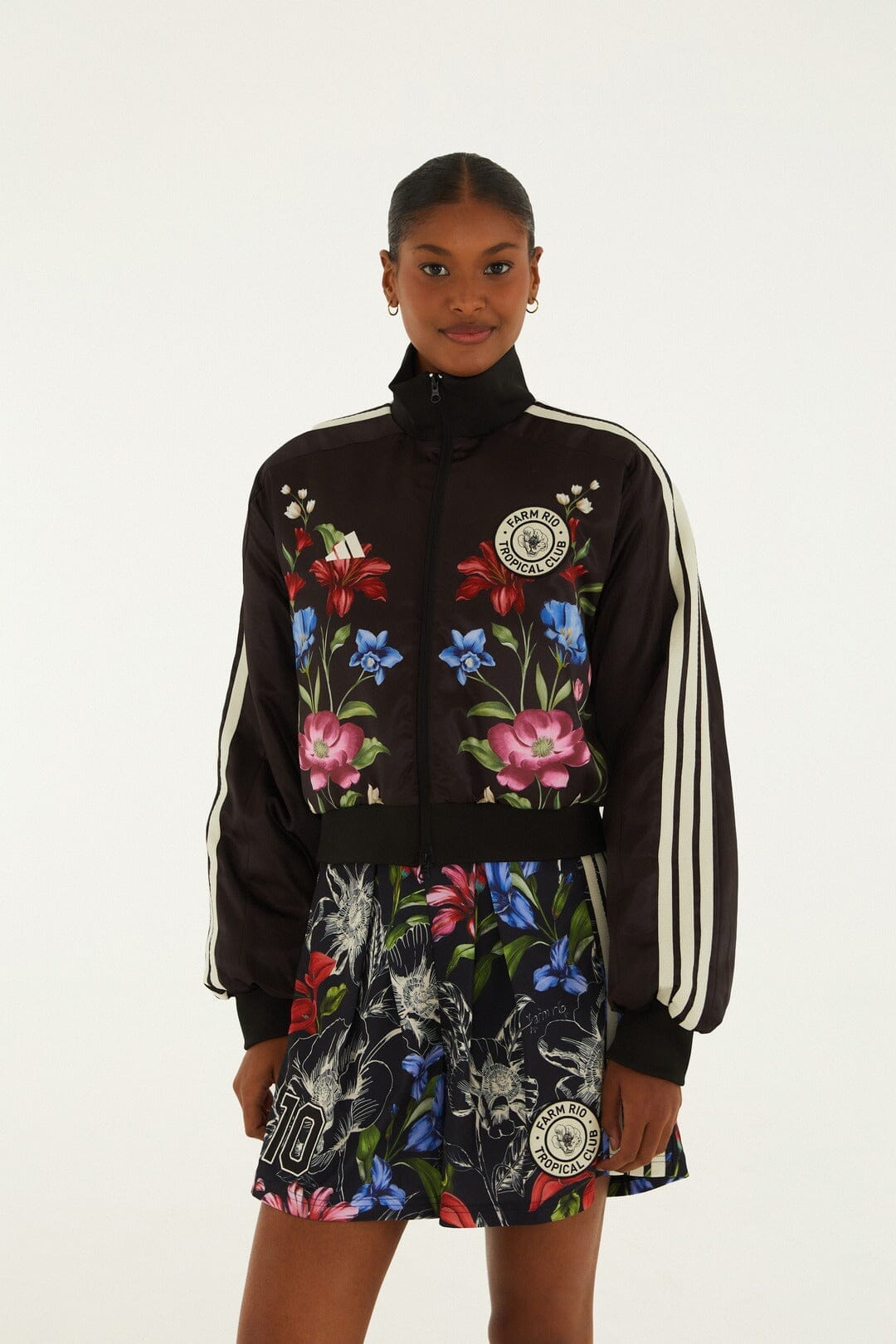 Giacca sportiva Adidas nera con motivo floreale Ainika
