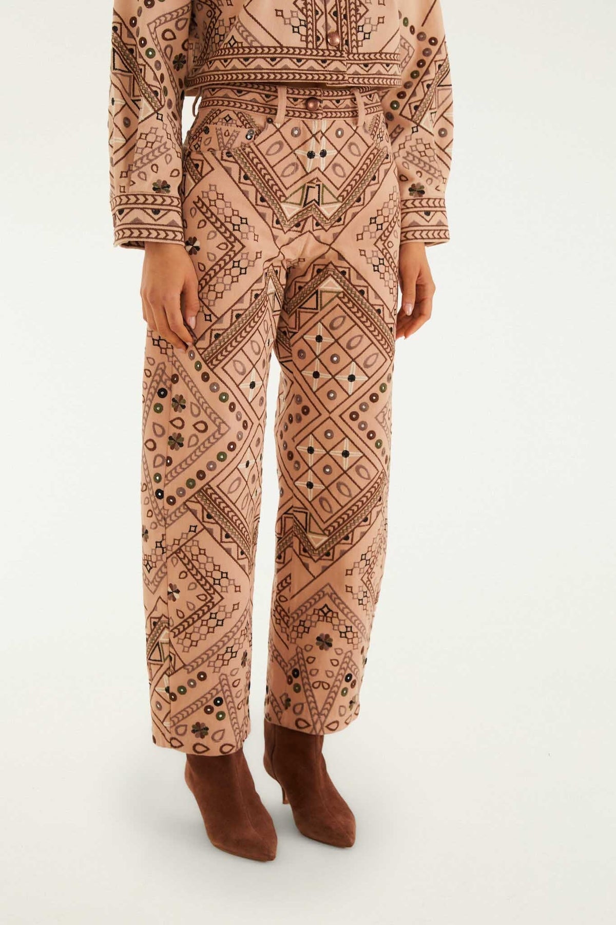 Pantalones ajustados beige Cosmopolitan