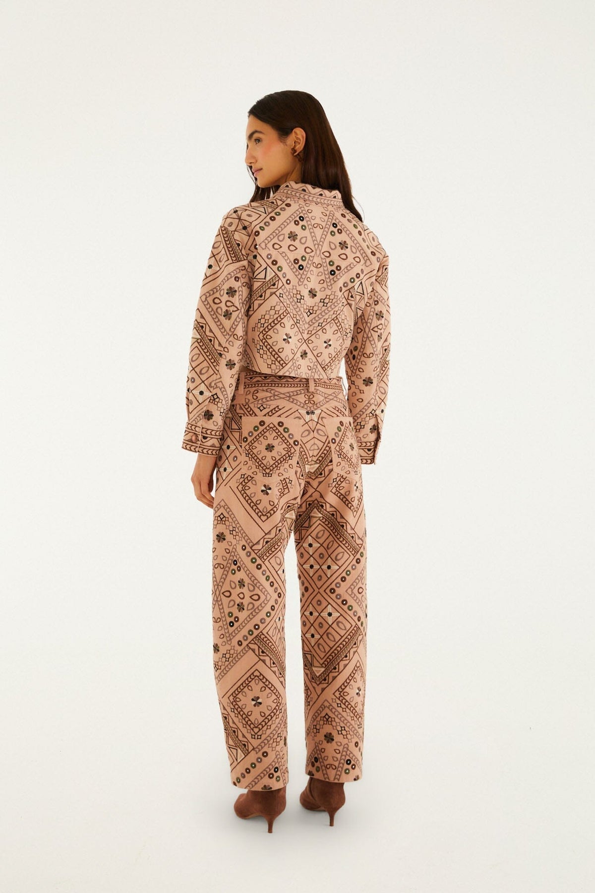 Pantalones ajustados beige Cosmopolitan