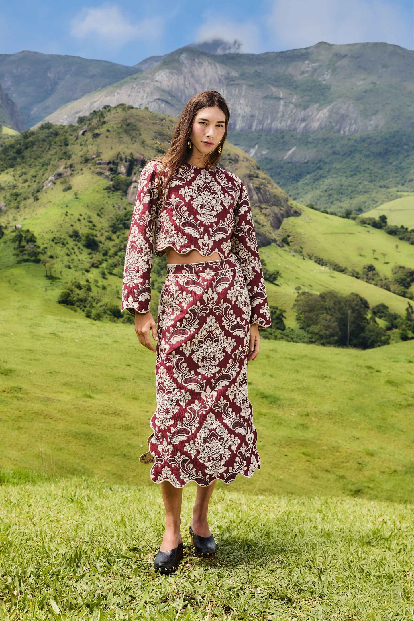 FARM Rio model wearing the Bicolor Jacquard Waves Midi Skirt