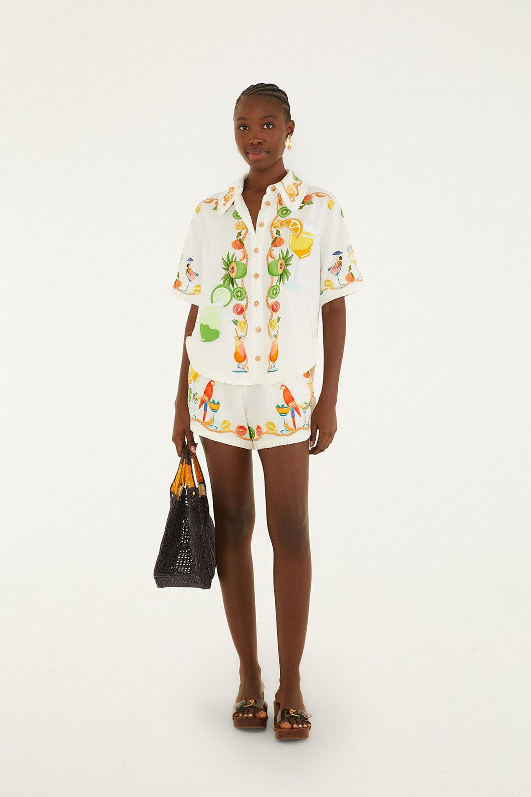 FARM Rio model wearing the Biricutico Scarf Off-White Short Sleeve Shirt