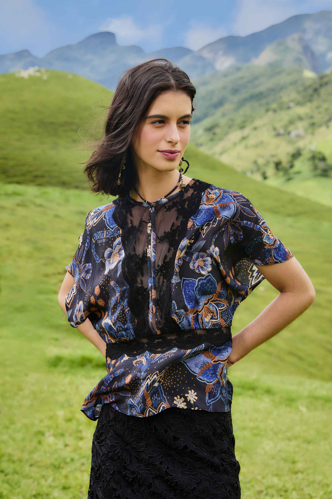 Black Snakes Bouquet Blouse | FARM Rio