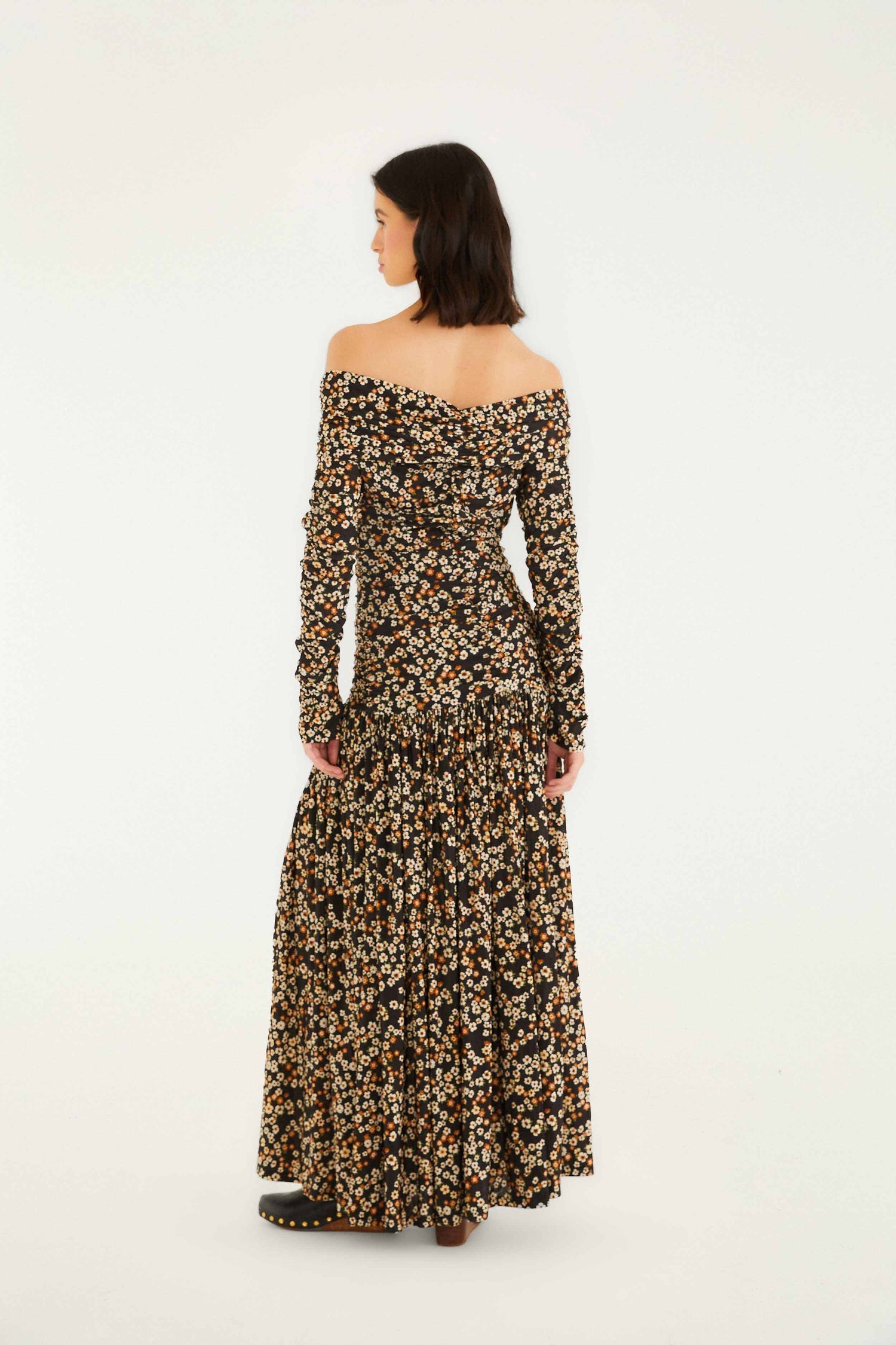 FARM Rio model wearing the Black Tiny Flowers Long Sleeve Maxi Dress