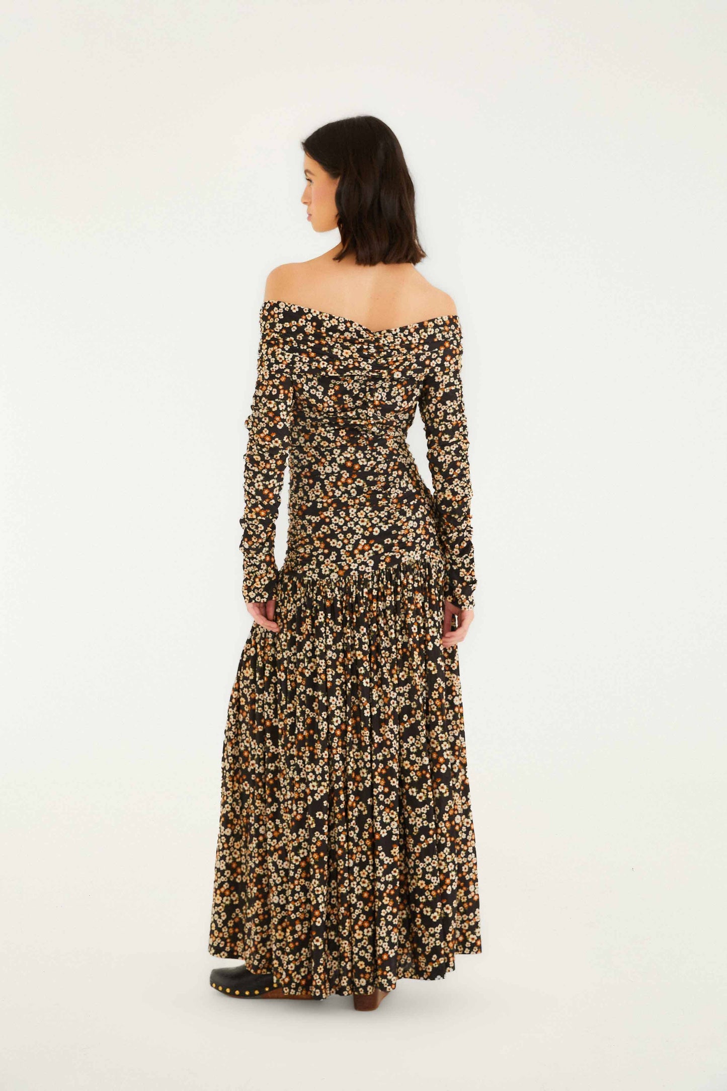 FARM Rio model wearing the Black Tiny Flowers Long Sleeve Maxi Dress