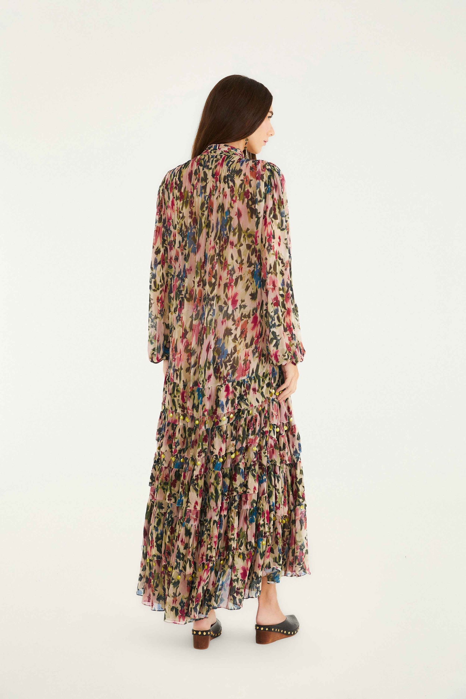 FARM Rio model wearing the Blurry Tiny Flowers Pink Long Sleeve Maxi Dress