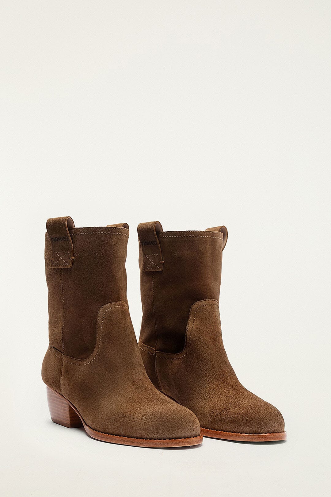 FARM Rio model wearing the Brown Soft Suede Boot