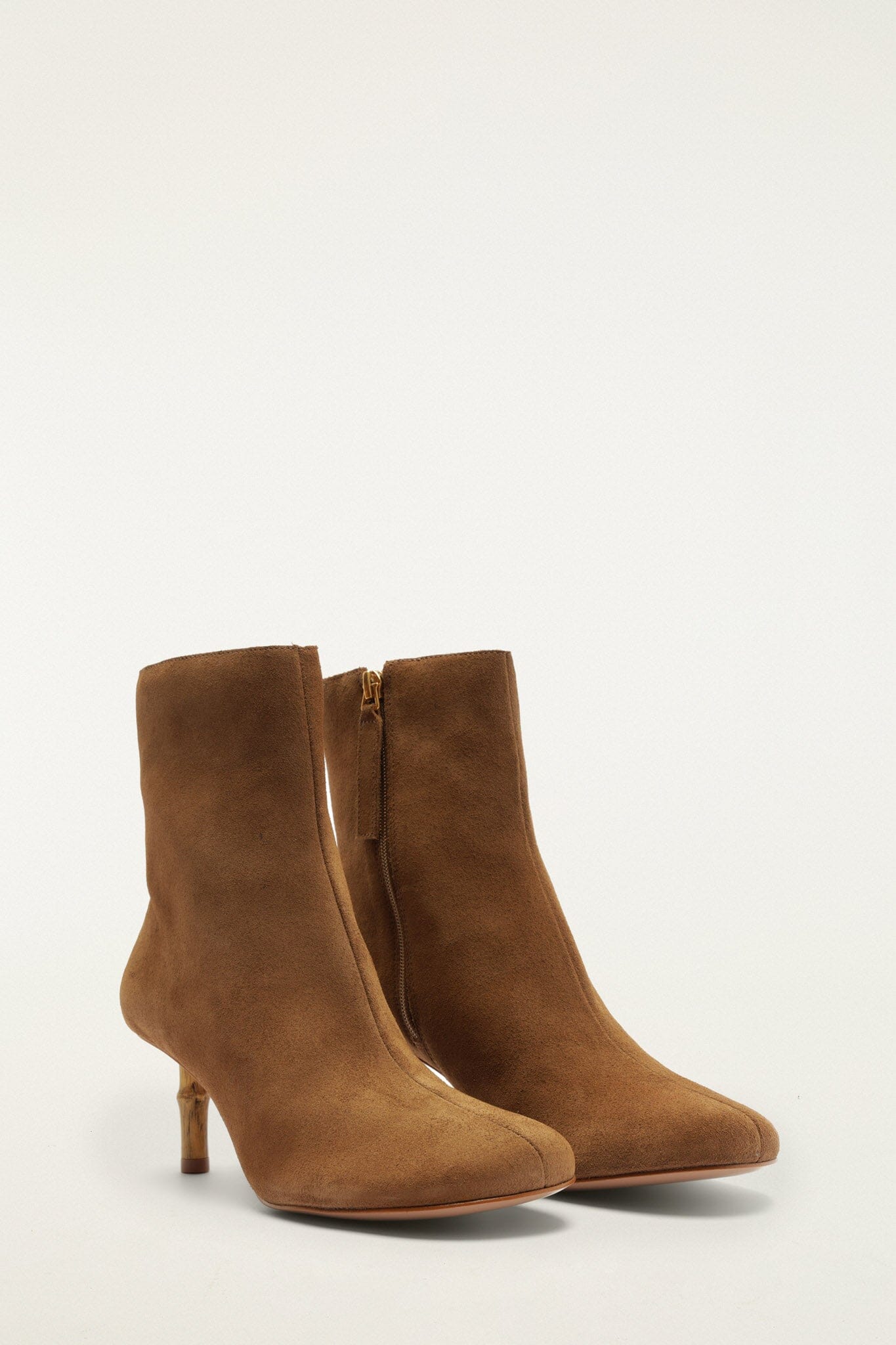 FARM Rio model wearing the Brown Suede Bamboo Bootie